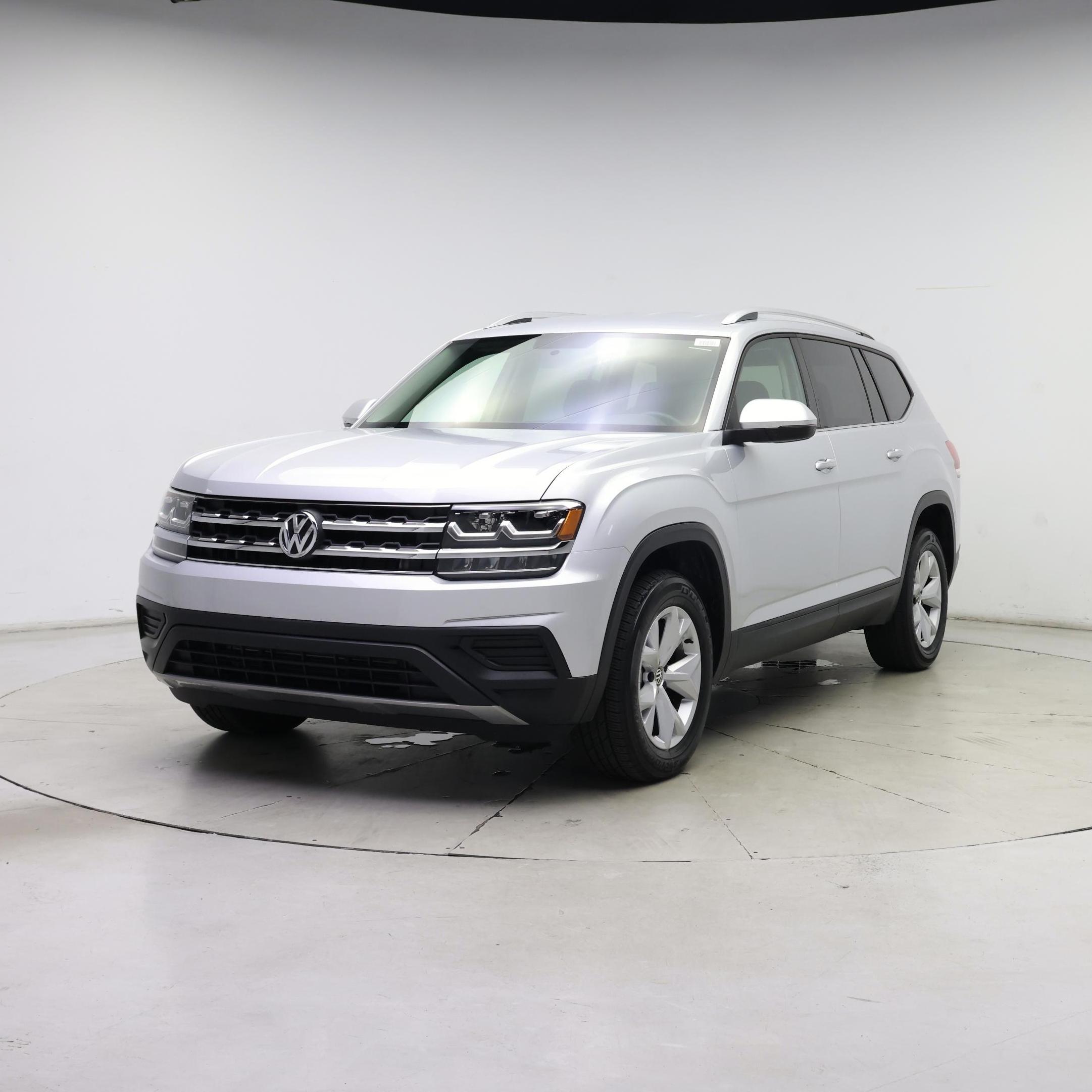 Thumbnail: 2018 Volkswagen Atlas - 4