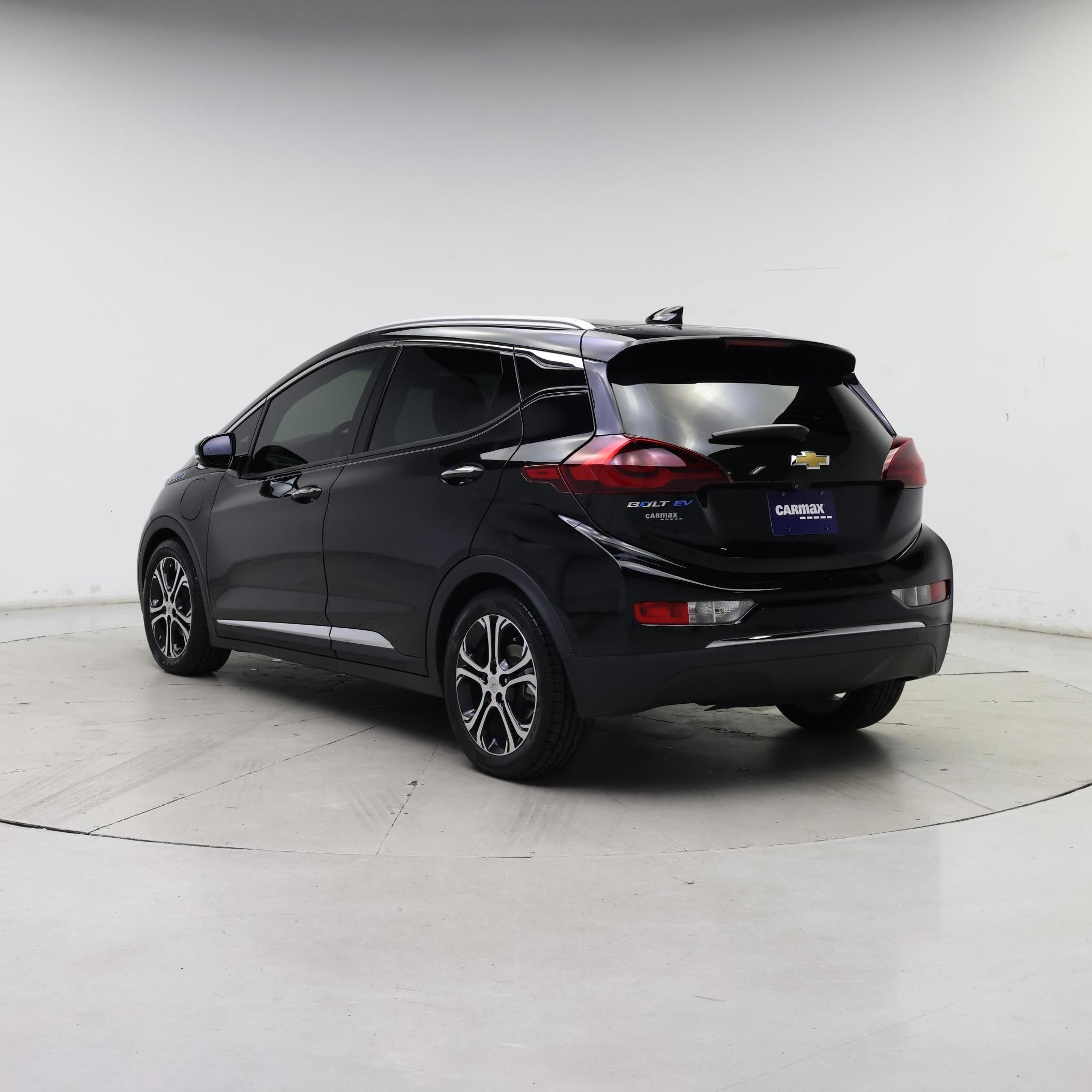 Thumbnail: 2021 Chevrolet Bolt EV - 2