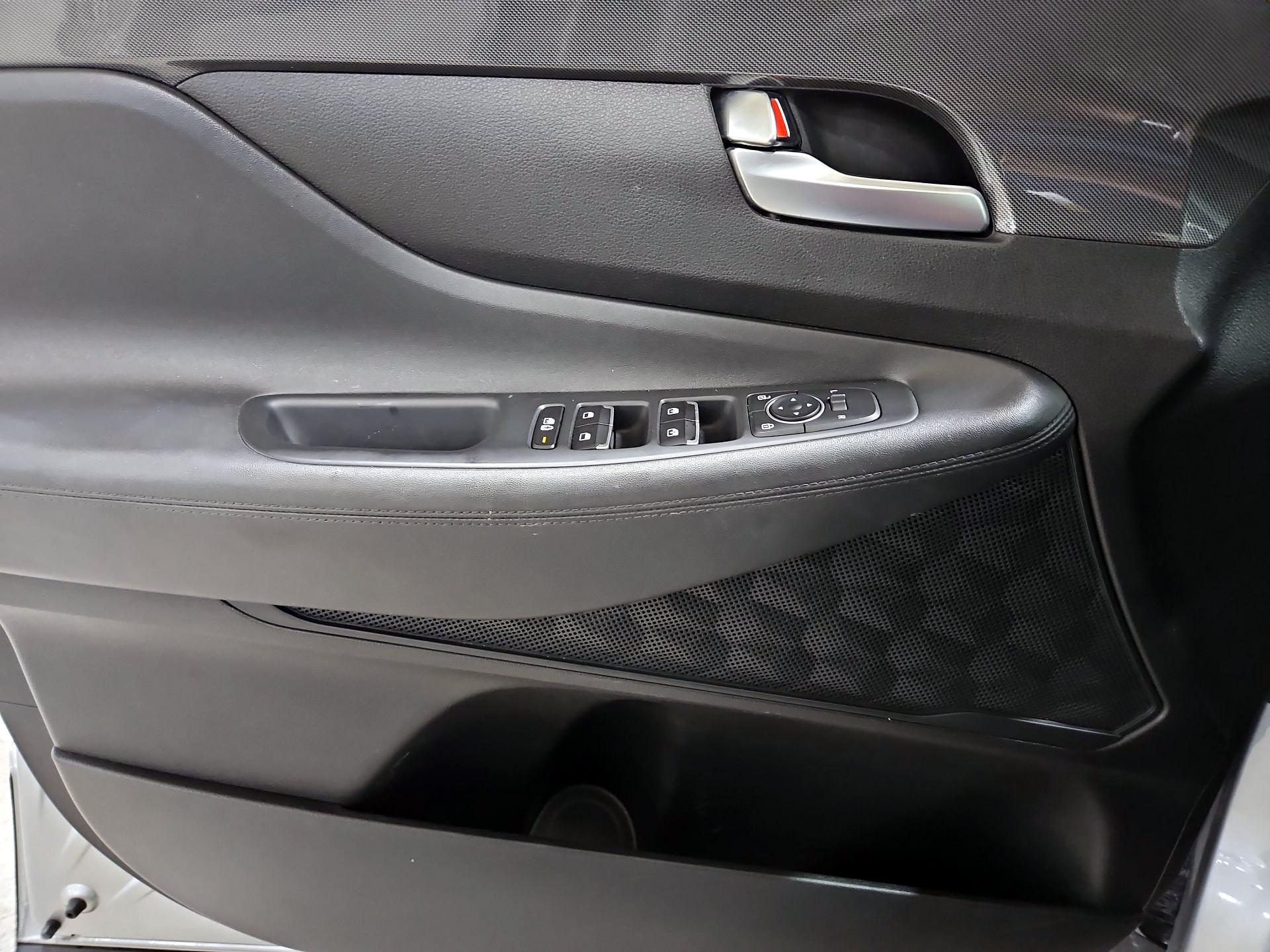 Thumbnail: 2023 Hyundai Santa Fe - 12