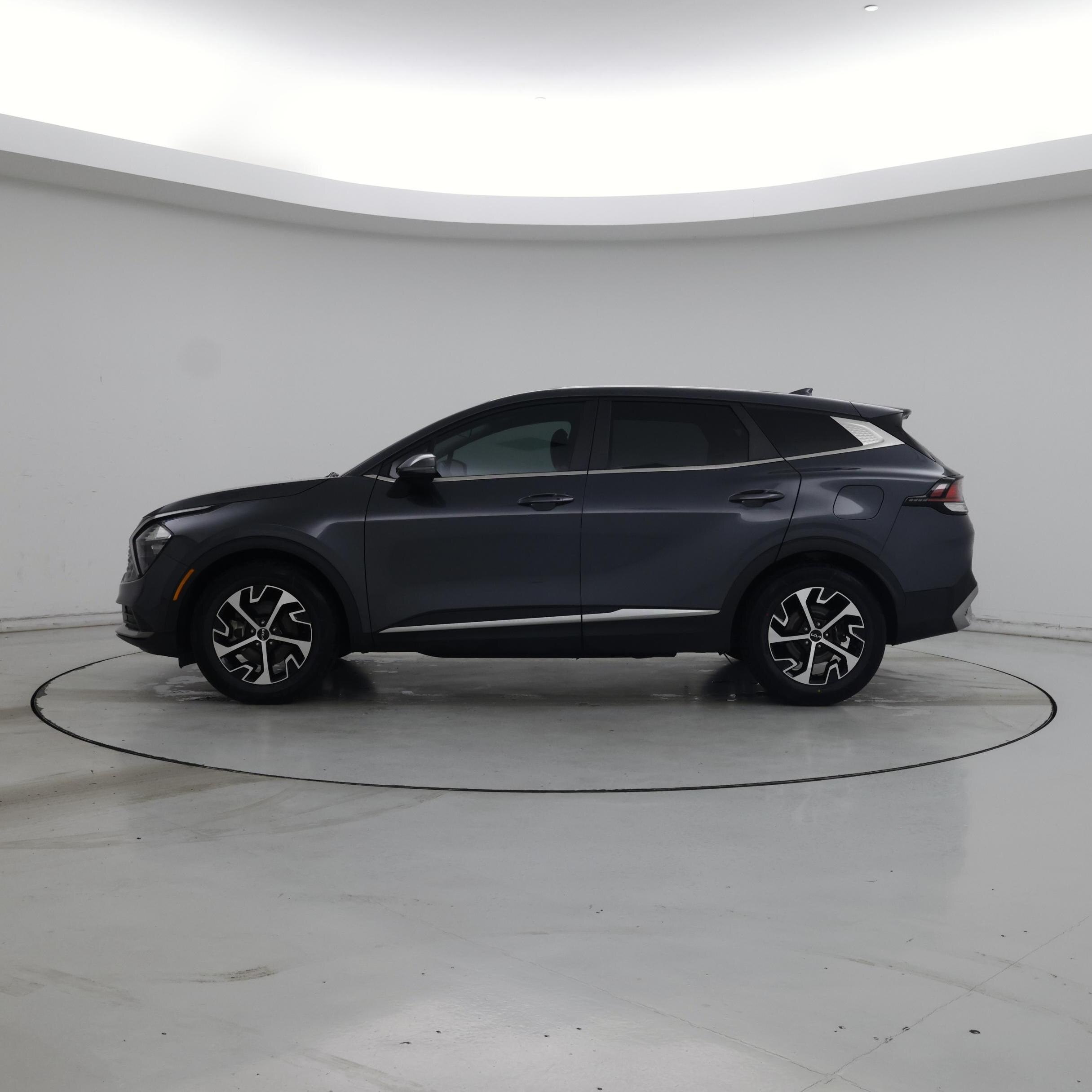 Thumbnail: 2023 Kia Sportage - 3
