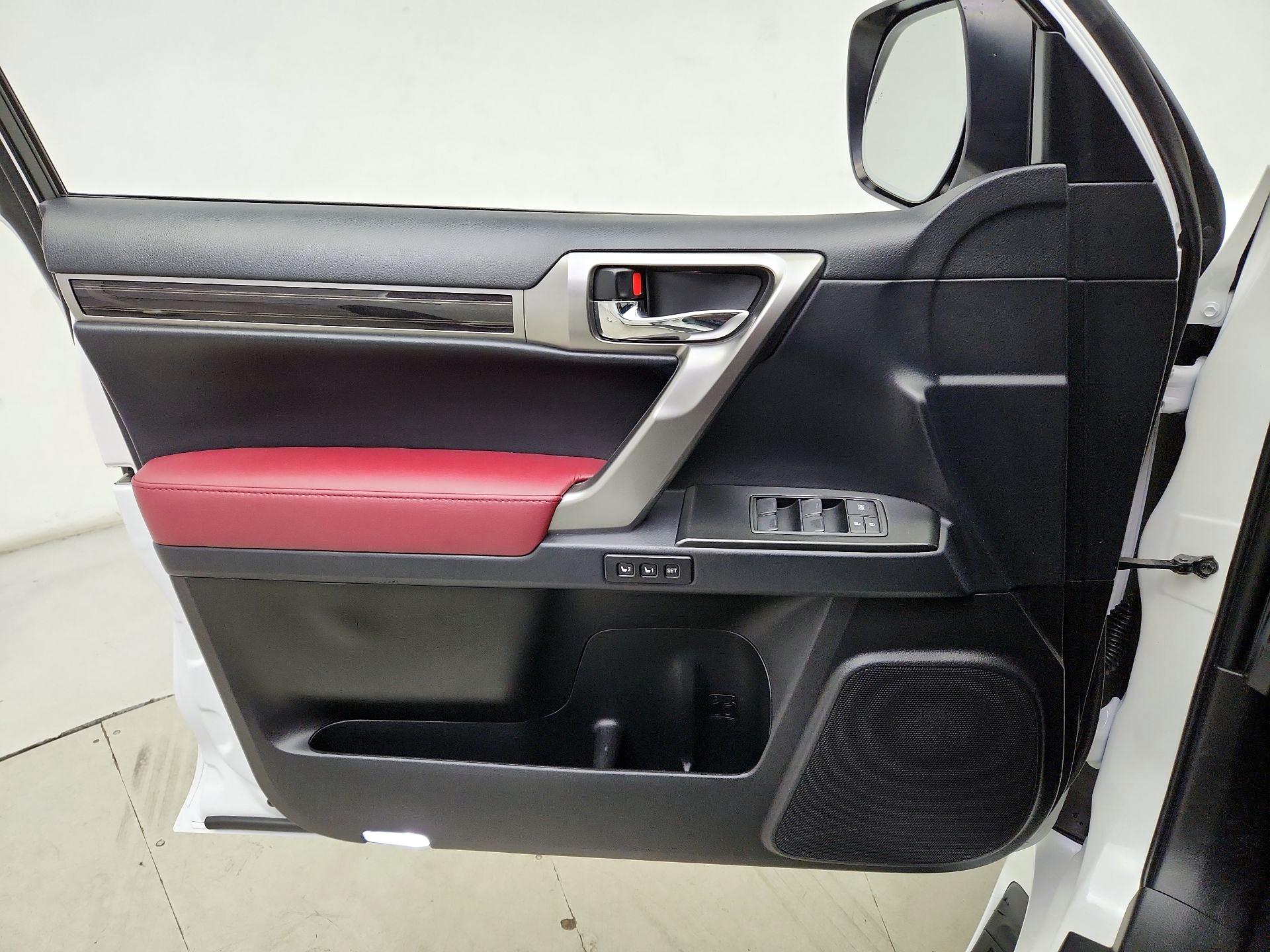 Thumbnail: 2022 Lexus GX - 12