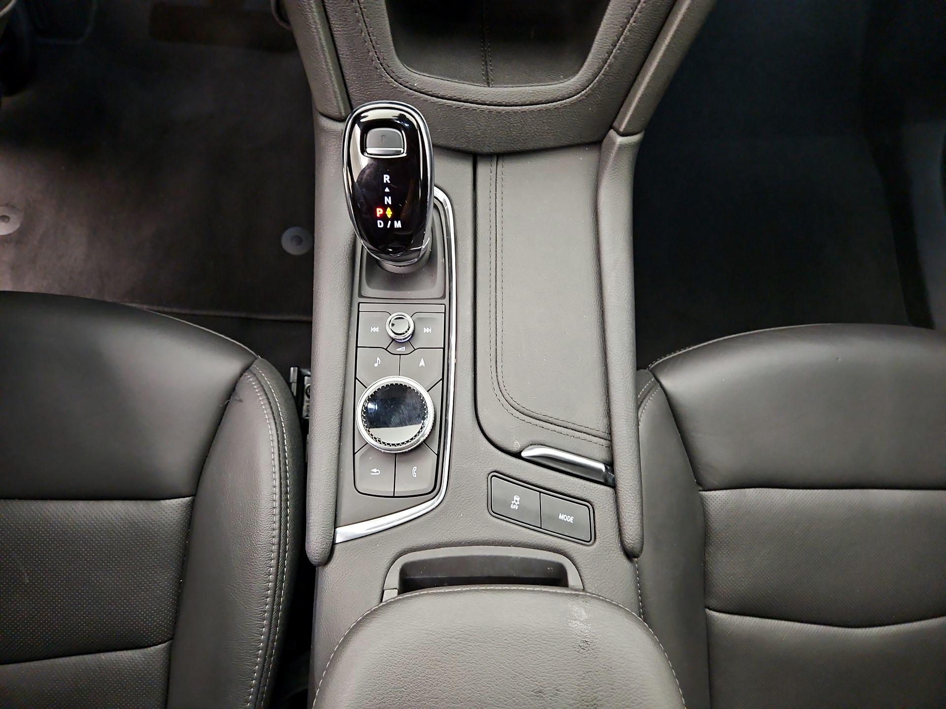 Thumbnail: 2023 Cadillac XT6 - 17
