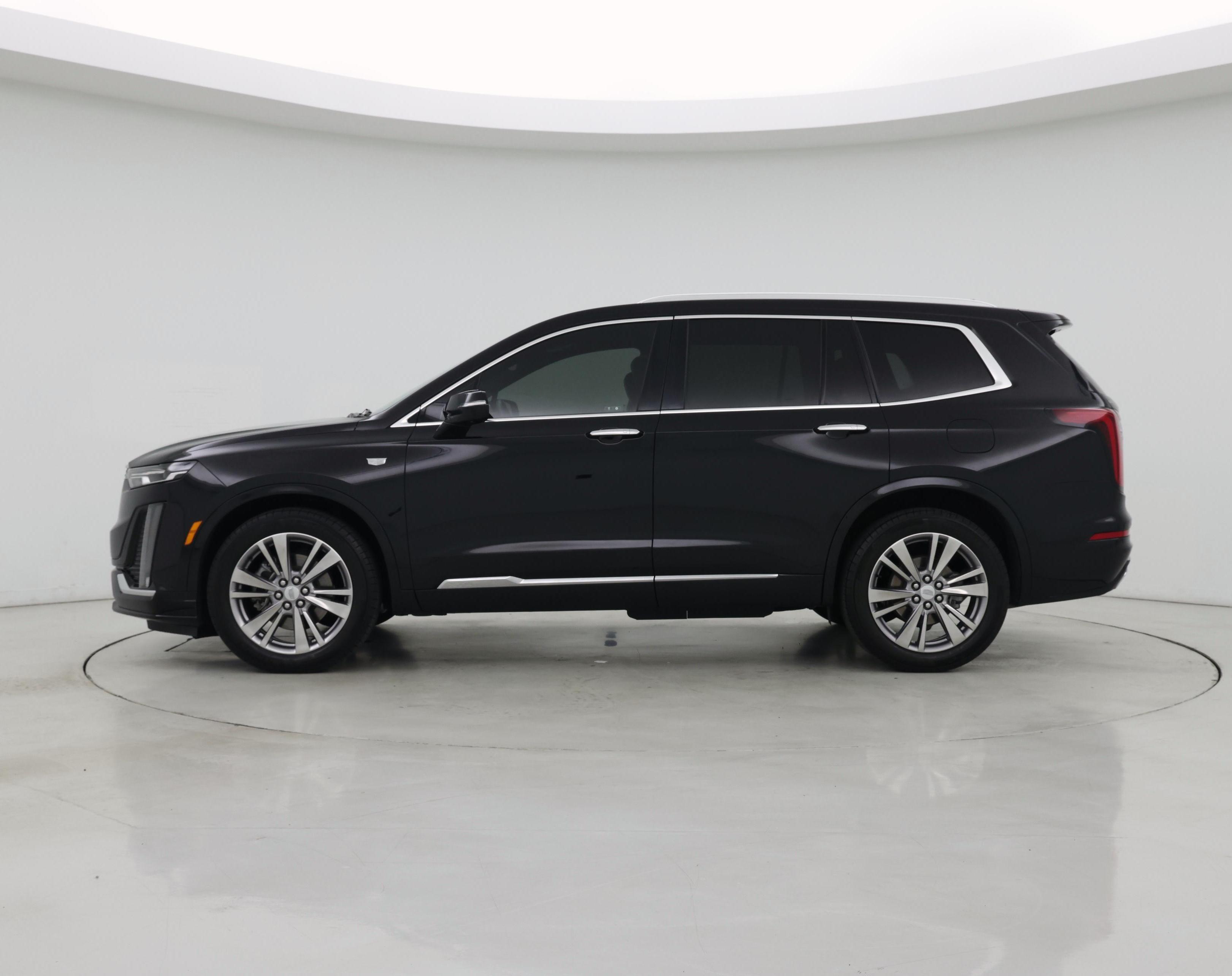 Thumbnail: 2023 Cadillac XT6 - 3