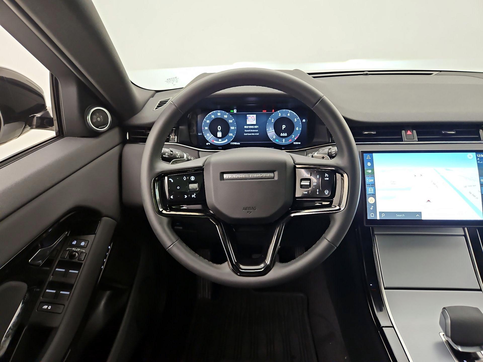 Thumbnail: 2025 Land Rover Range Rover Evoque - 10