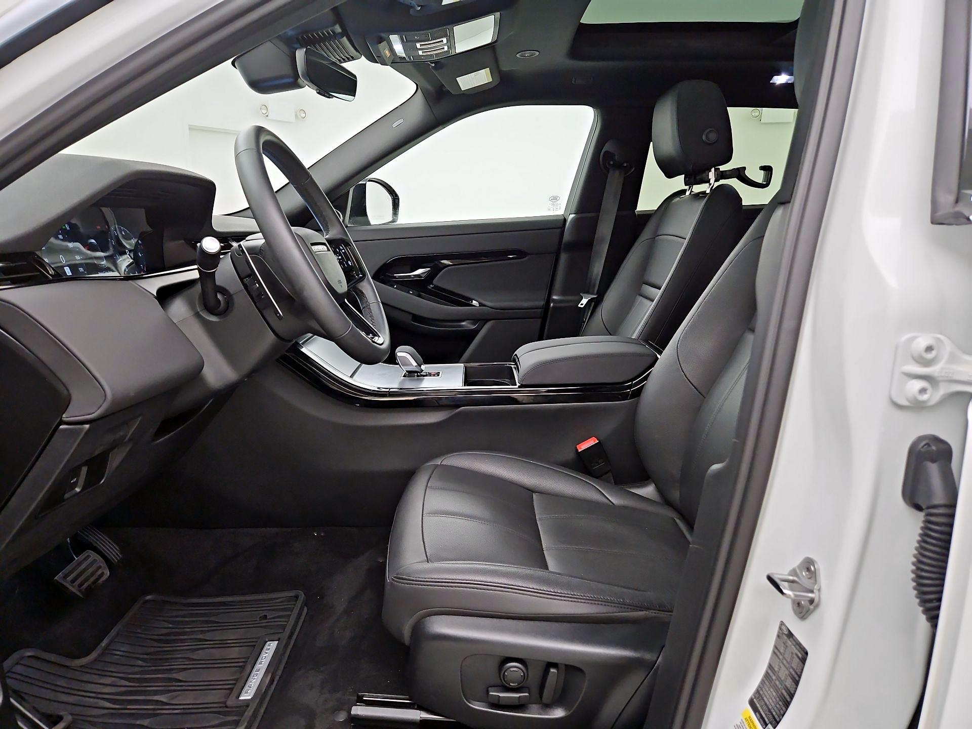 Thumbnail: 2025 Land Rover Range Rover Evoque - 11