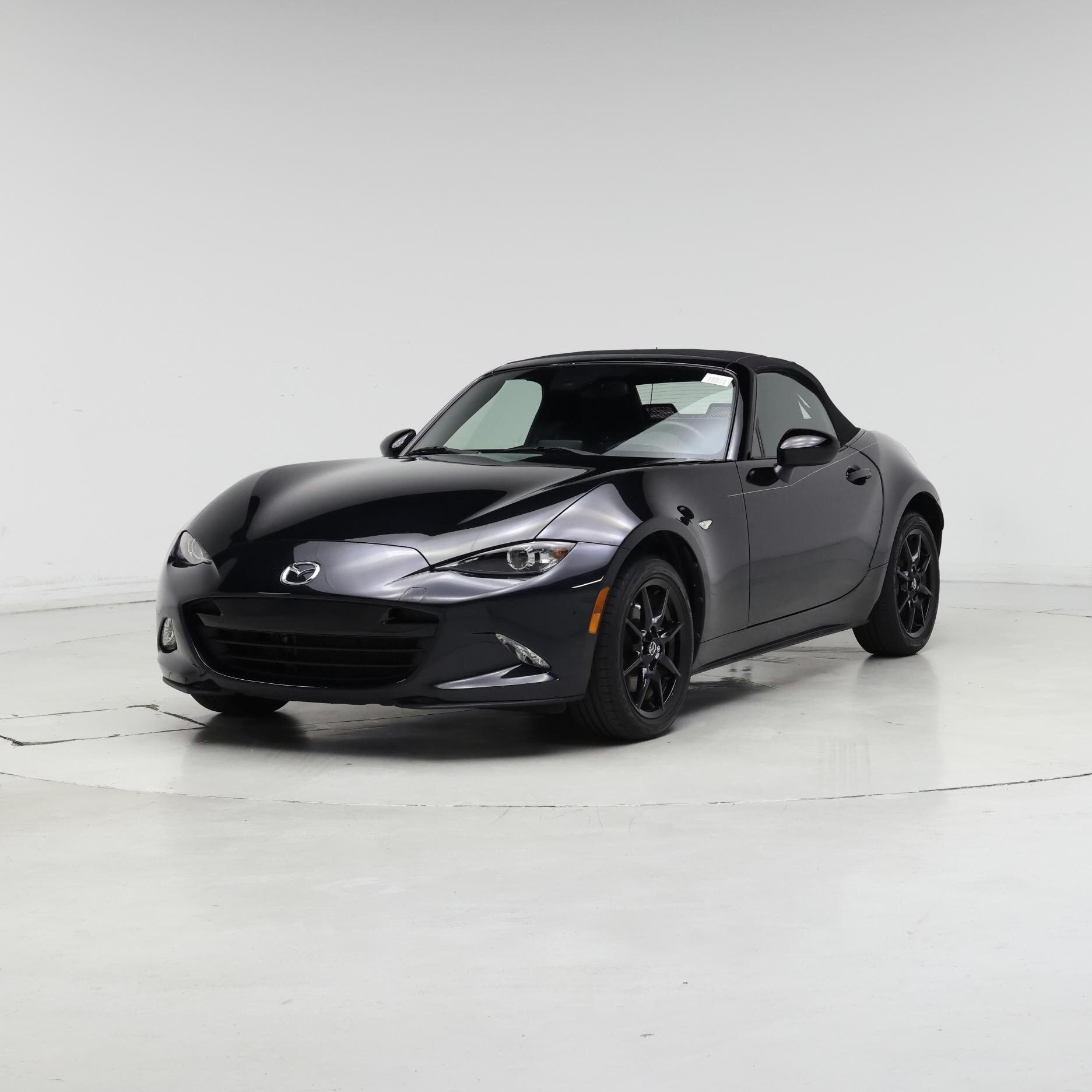 Thumbnail: 2022 Mazda MX-5 Miata - 4