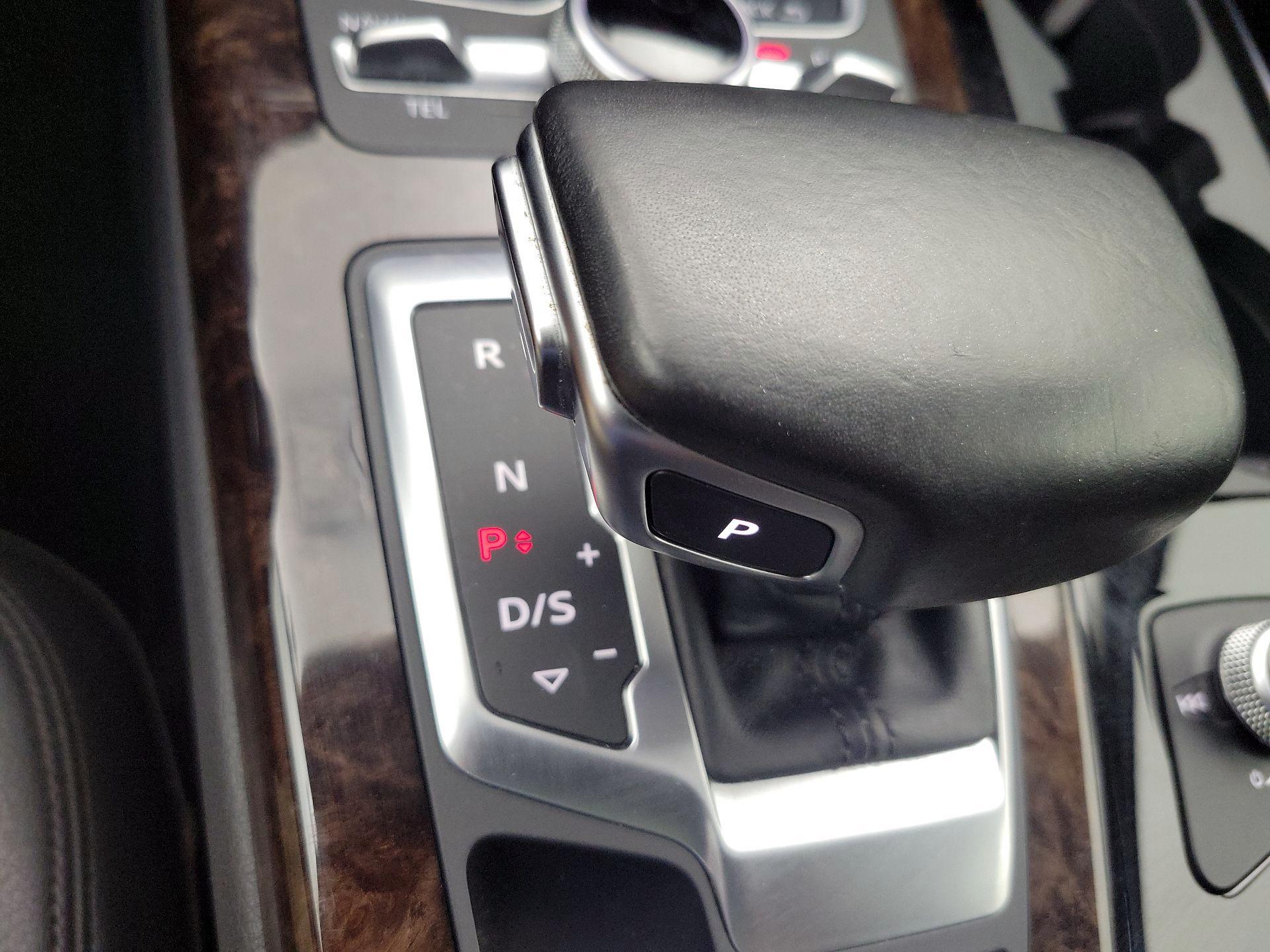 Thumbnail: 2017 Audi Q7 - 18
