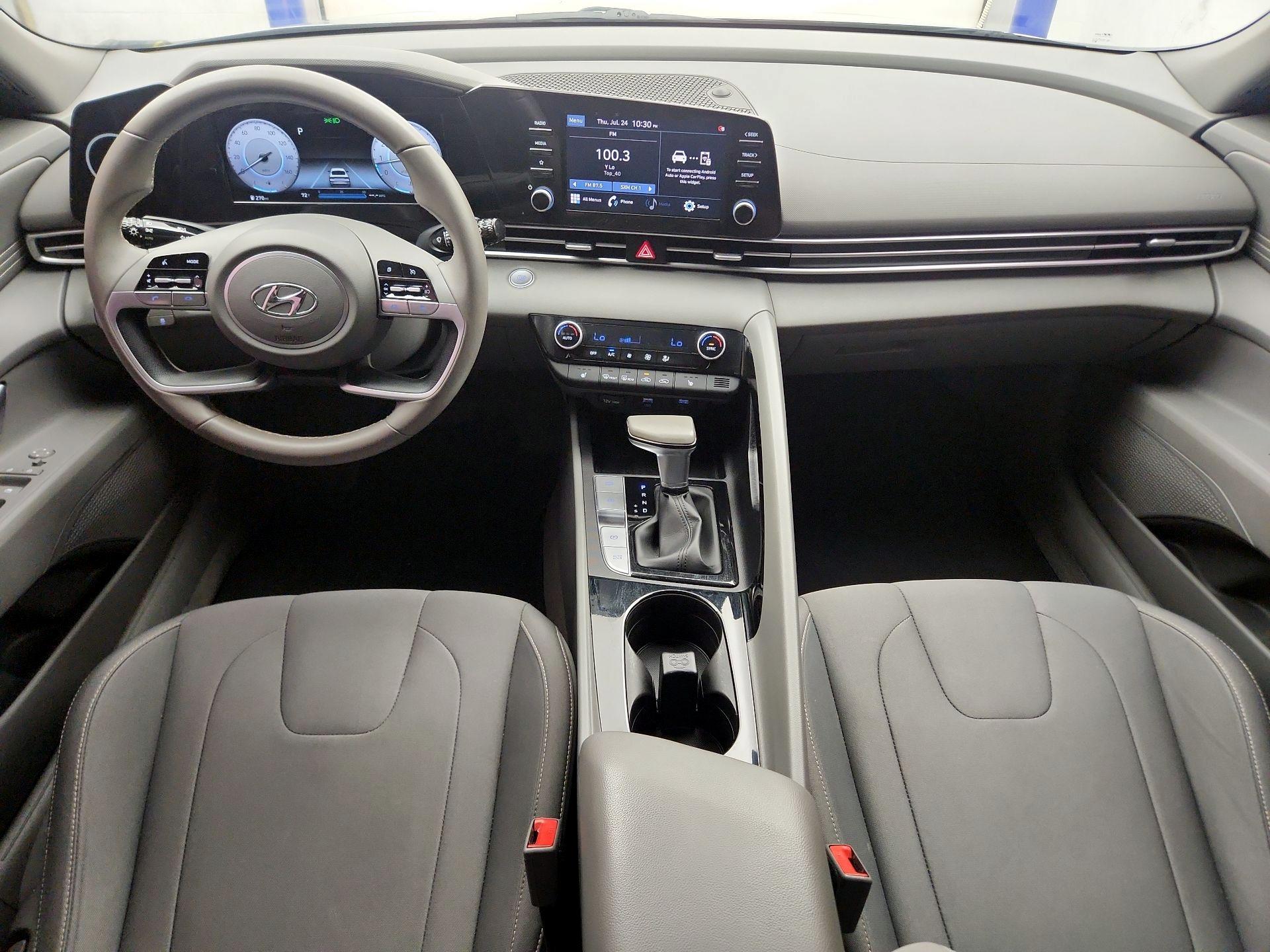 Thumbnail: 2022 Hyundai Elantra - 9