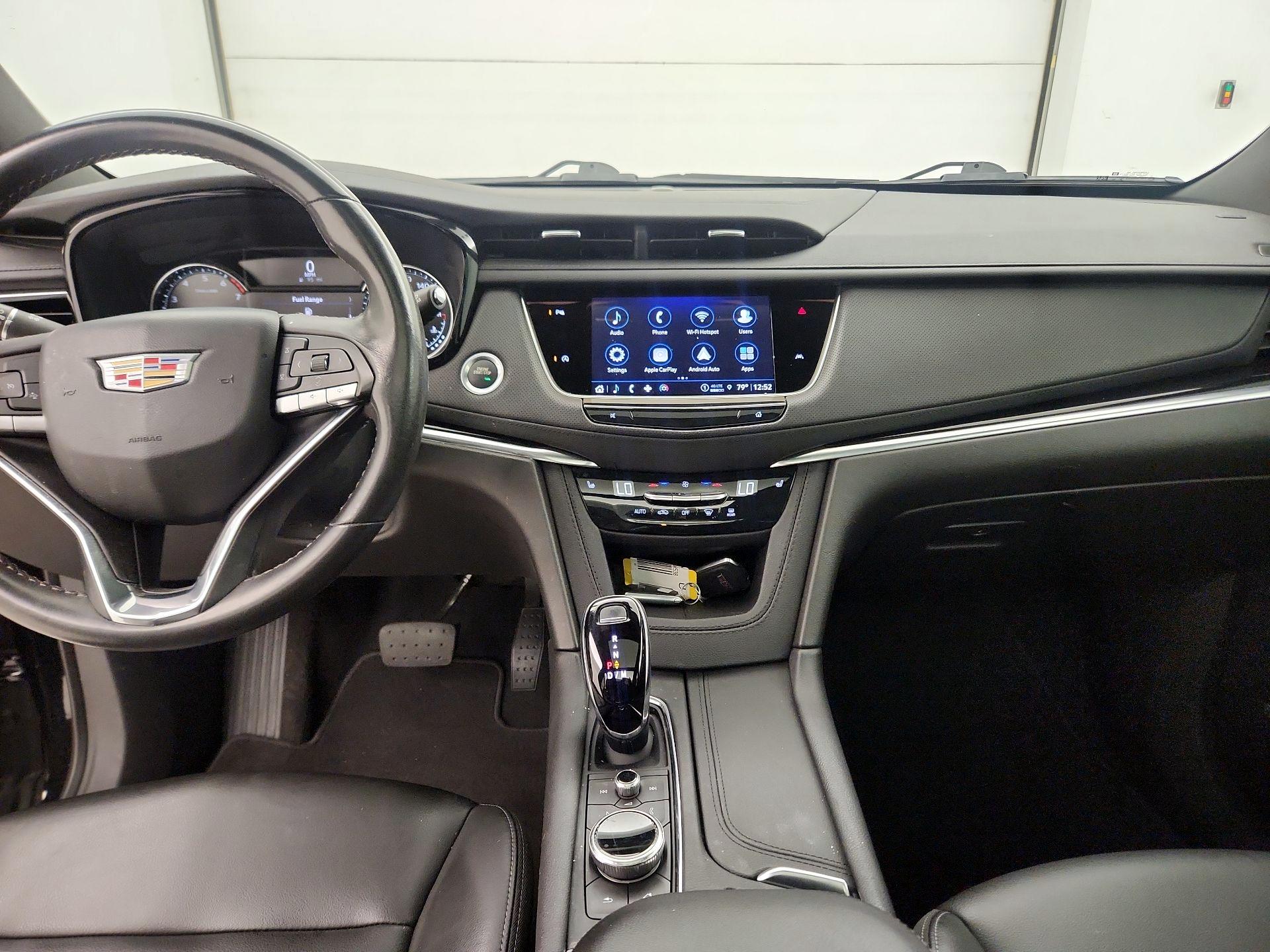 Thumbnail: 2023 Cadillac XT6 - 9