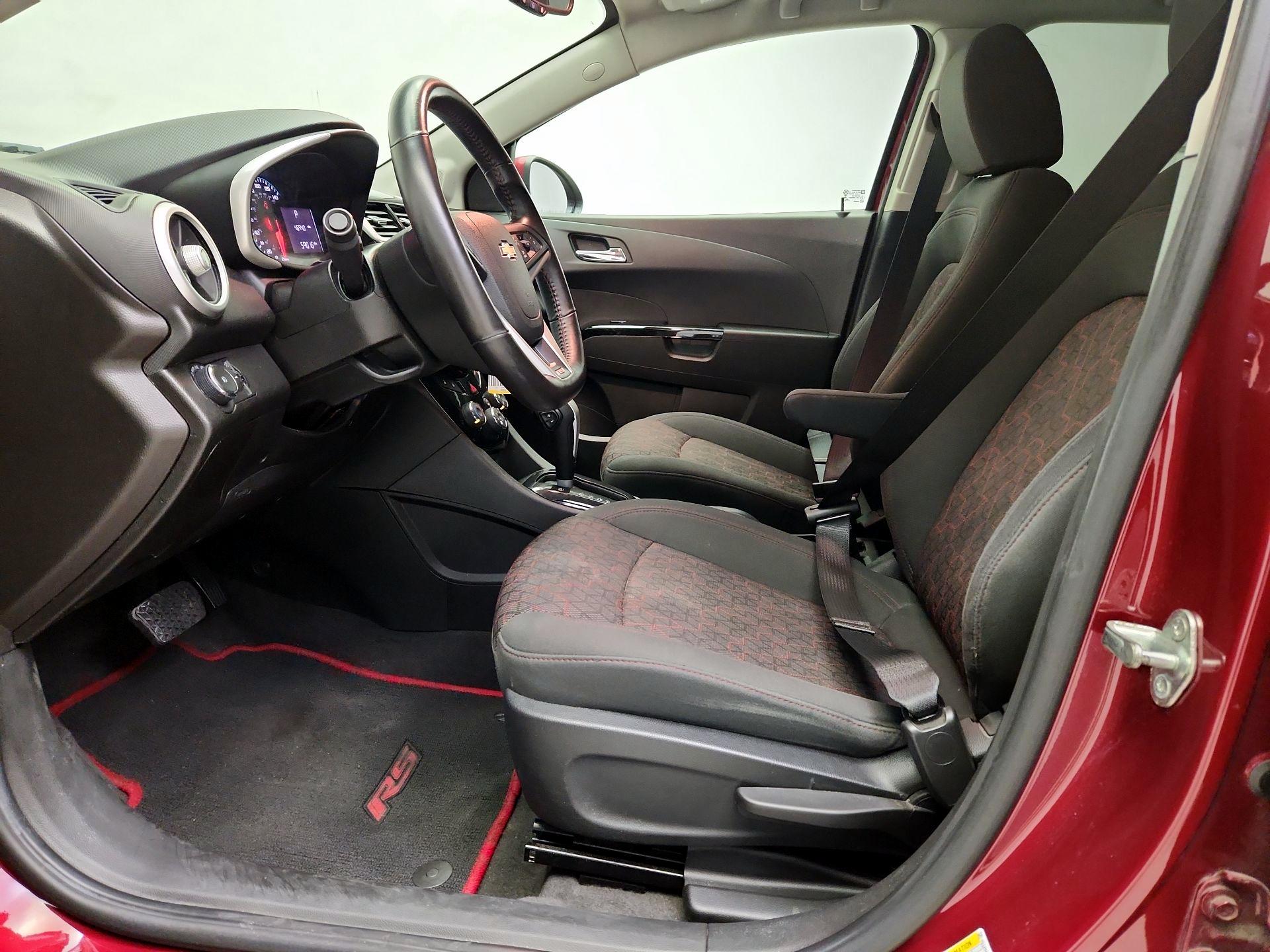 Thumbnail: 2017 Chevrolet Sonic - 11