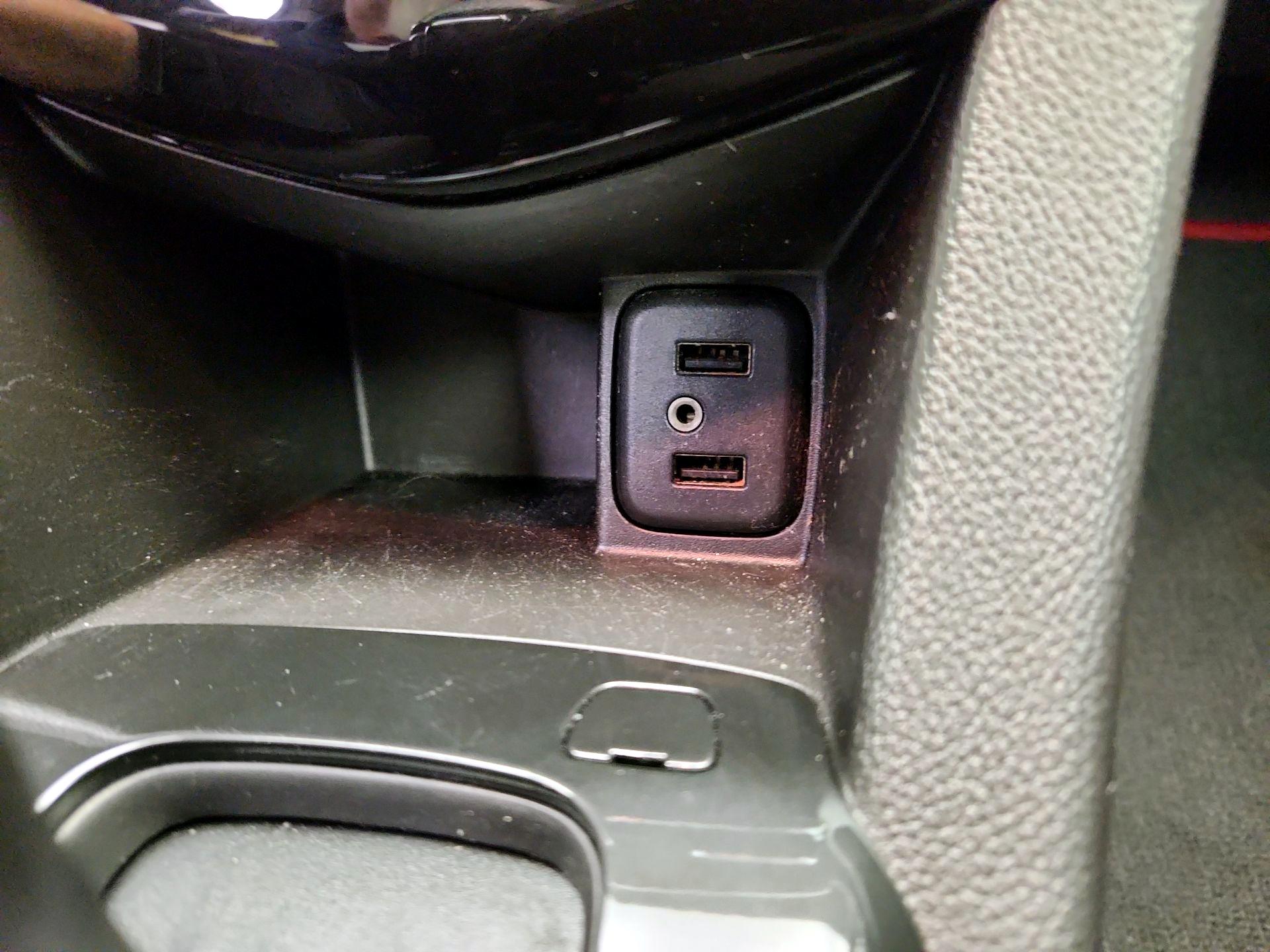 Thumbnail: 2017 Chevrolet Sonic - 18