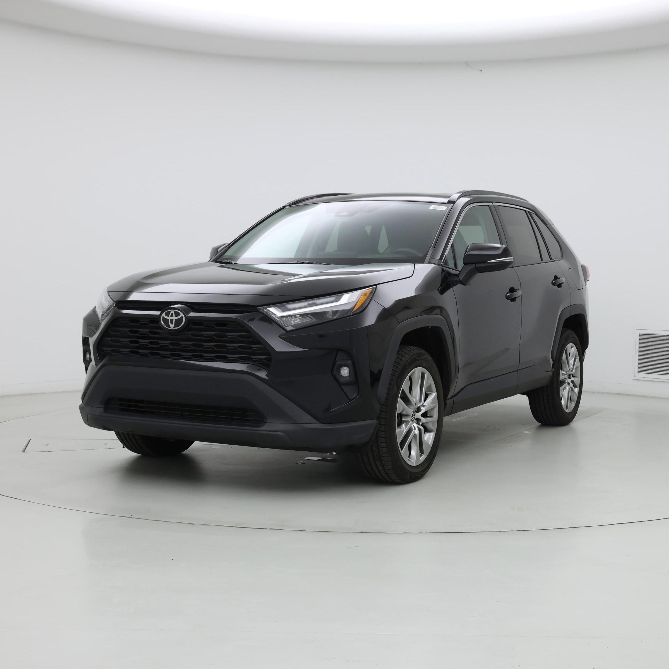 Thumbnail: 2022 Toyota RAV4 - 4