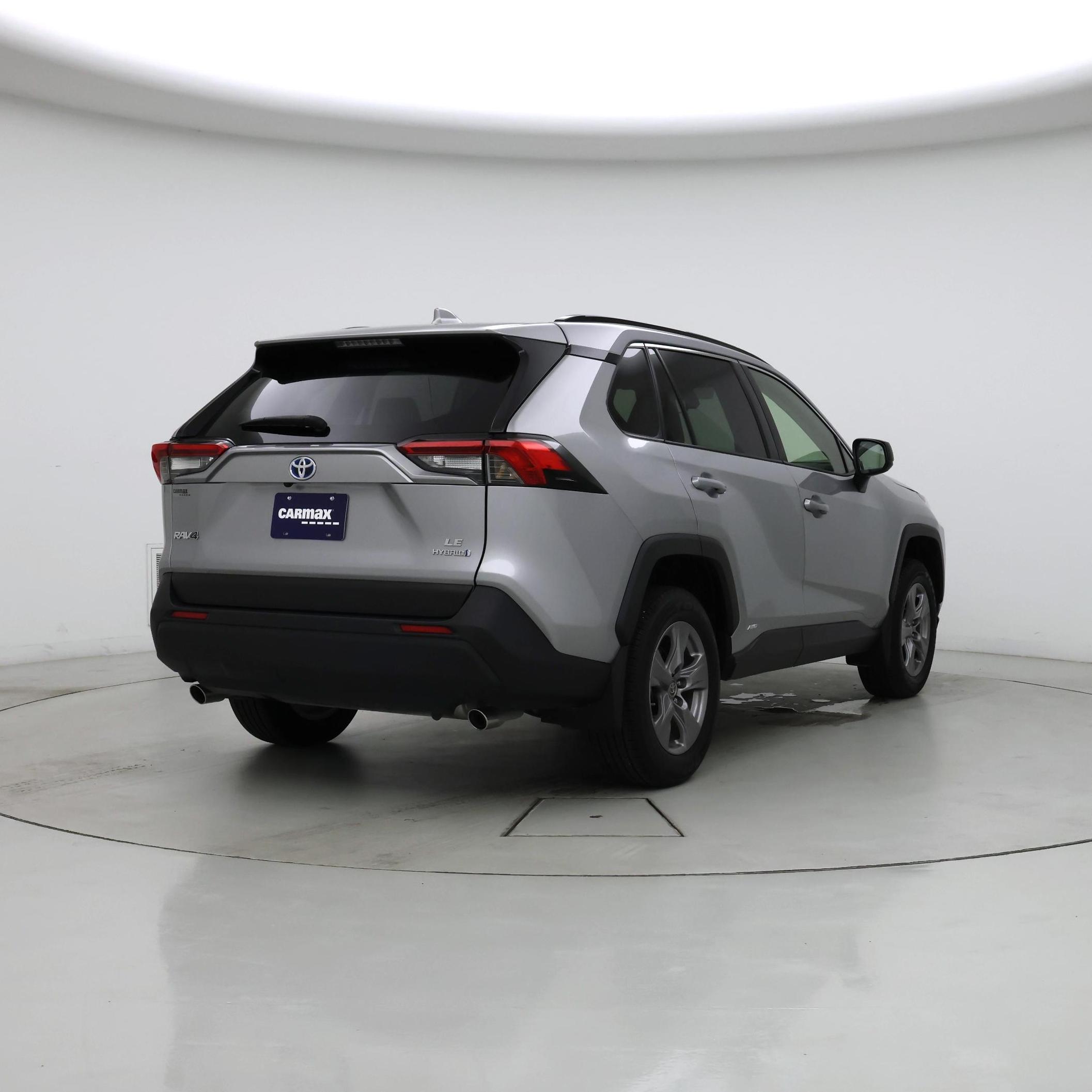 Thumbnail: 2024 Toyota RAV4 - 8