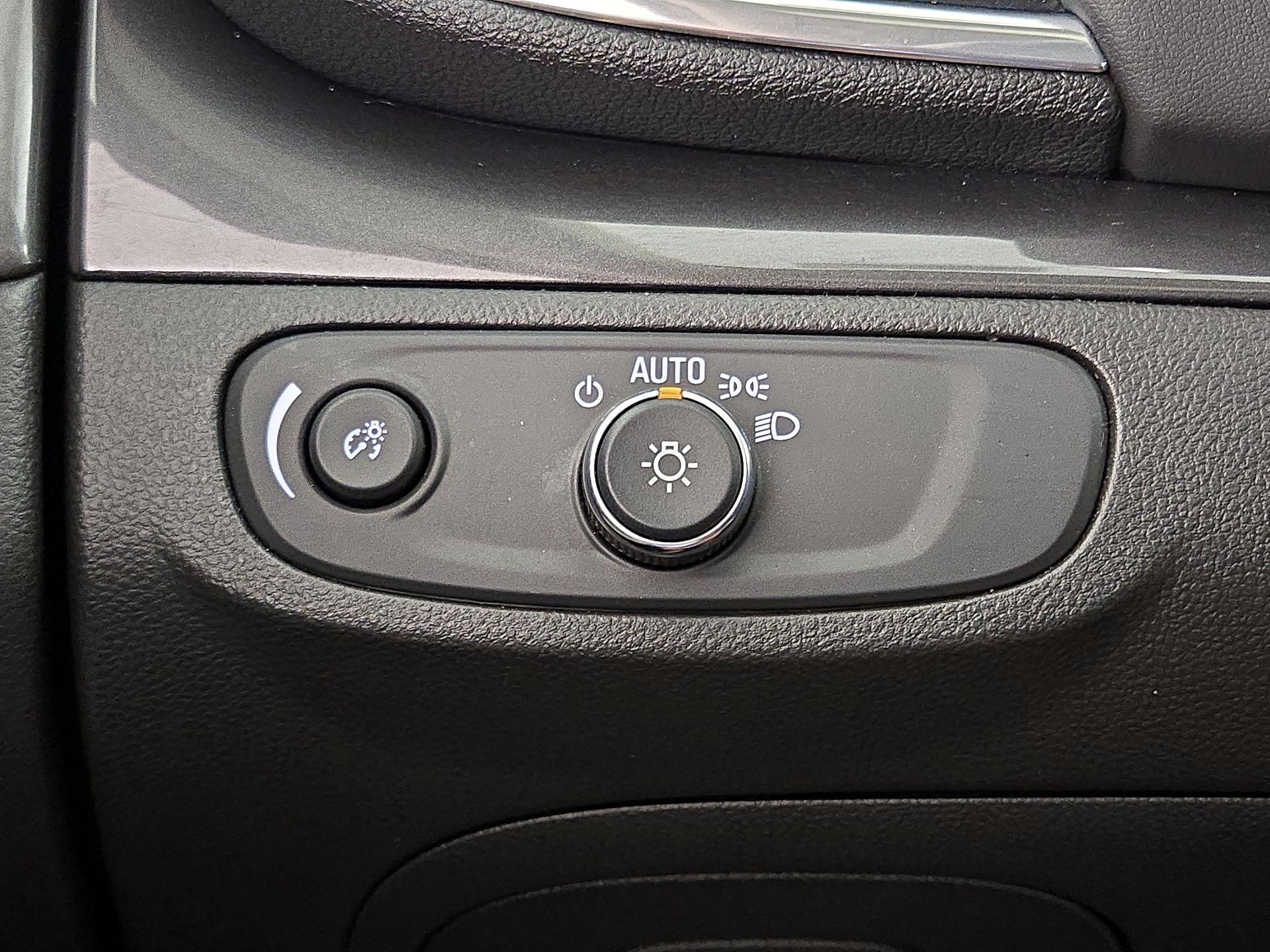 Thumbnail: 2022 Buick Encore - 13