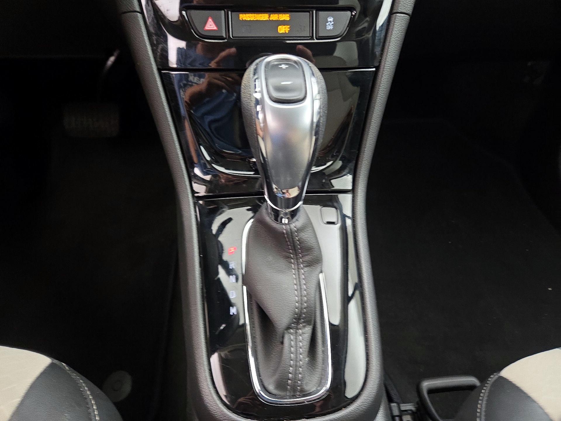 Thumbnail: 2022 Buick Encore - 17
