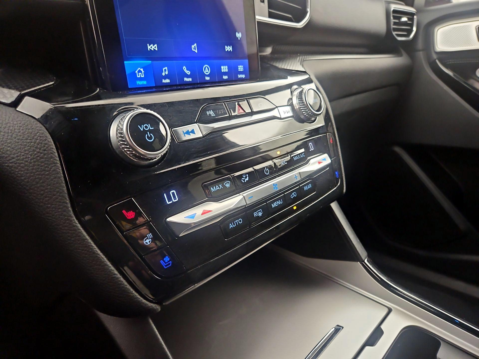 Thumbnail: 2021 Ford Explorer - 16