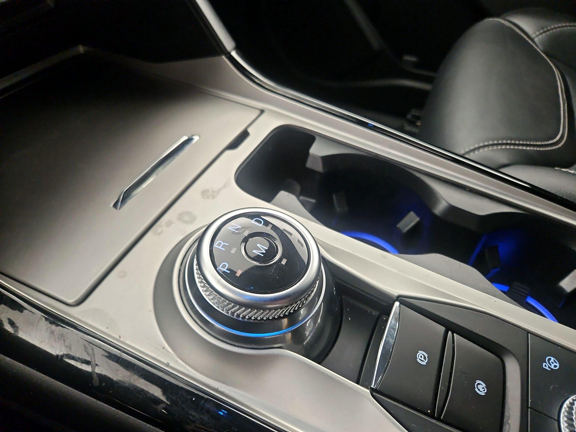 Thumbnail: 2021 Ford Explorer - 17