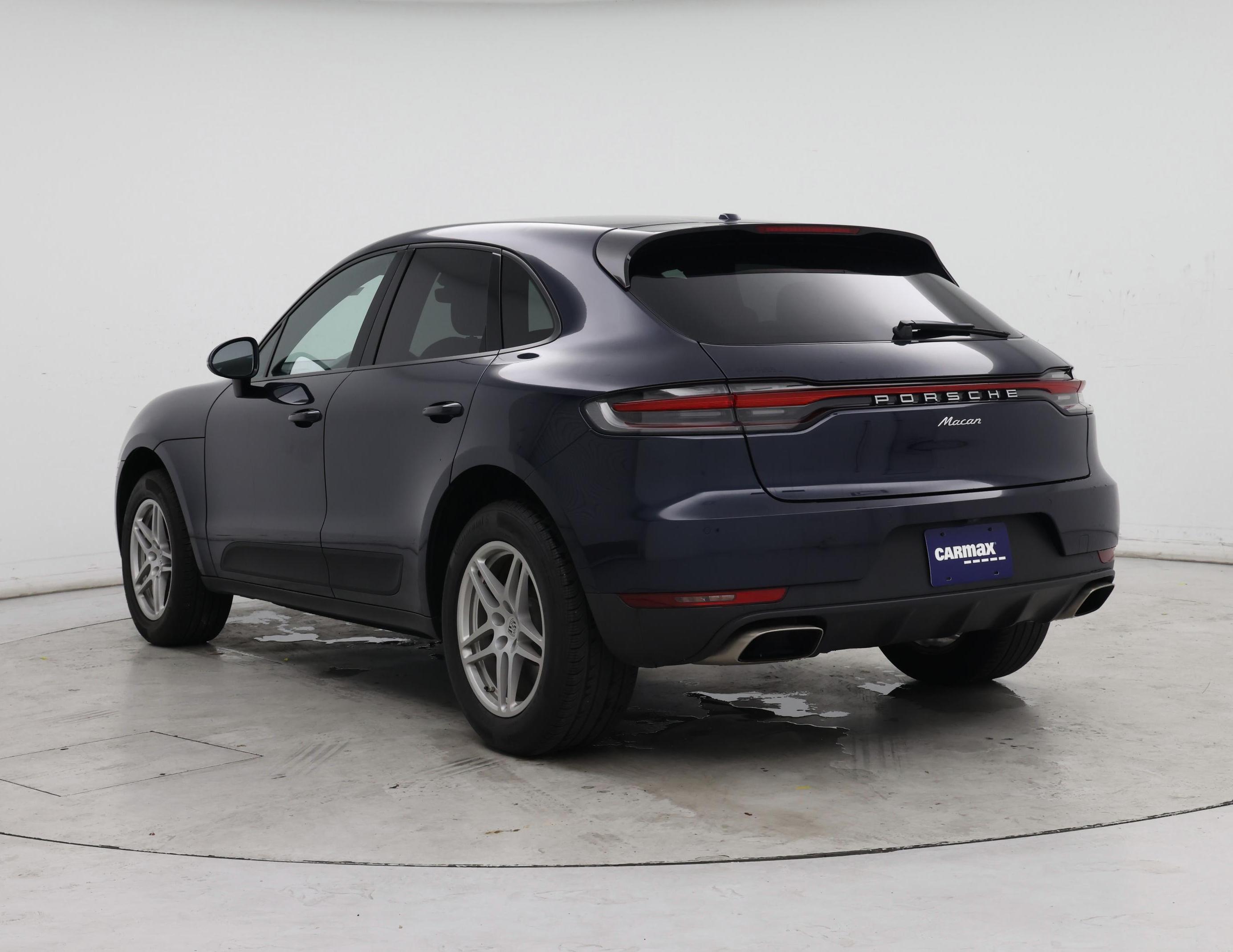 Thumbnail: 2020 Porsche Macan - 2