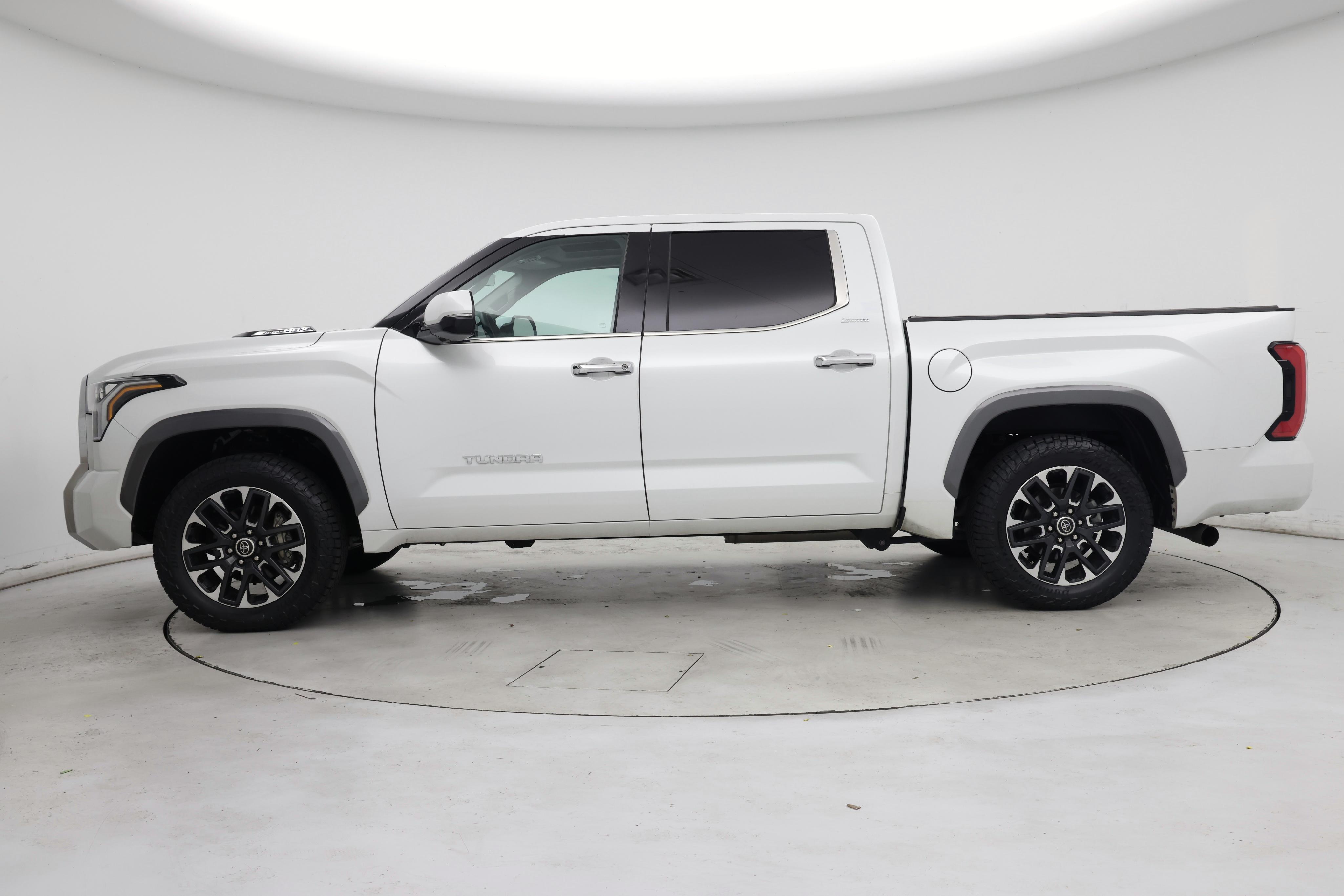 Thumbnail: 2023 Toyota Tundra - 3
