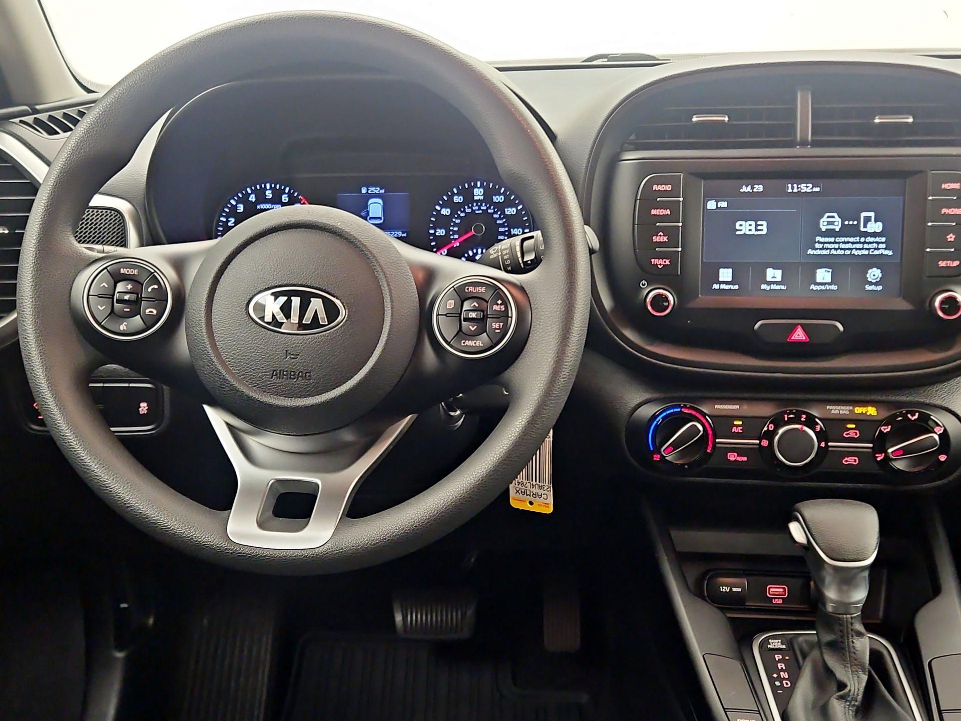 Thumbnail: 2020 Kia Soul - 10