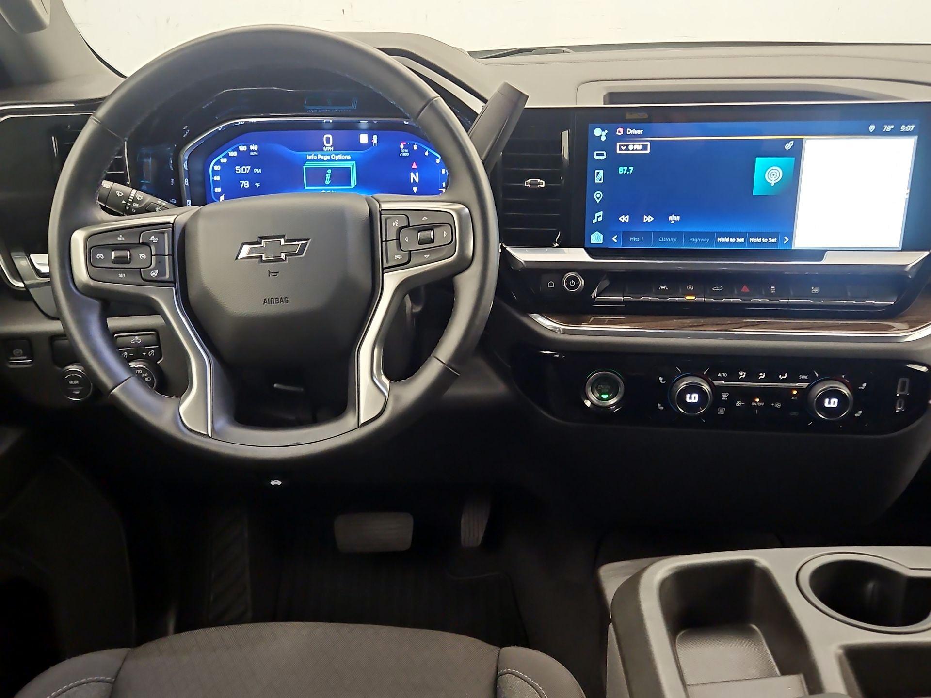 Thumbnail: 2023 Chevrolet Silverado 1500 - 10