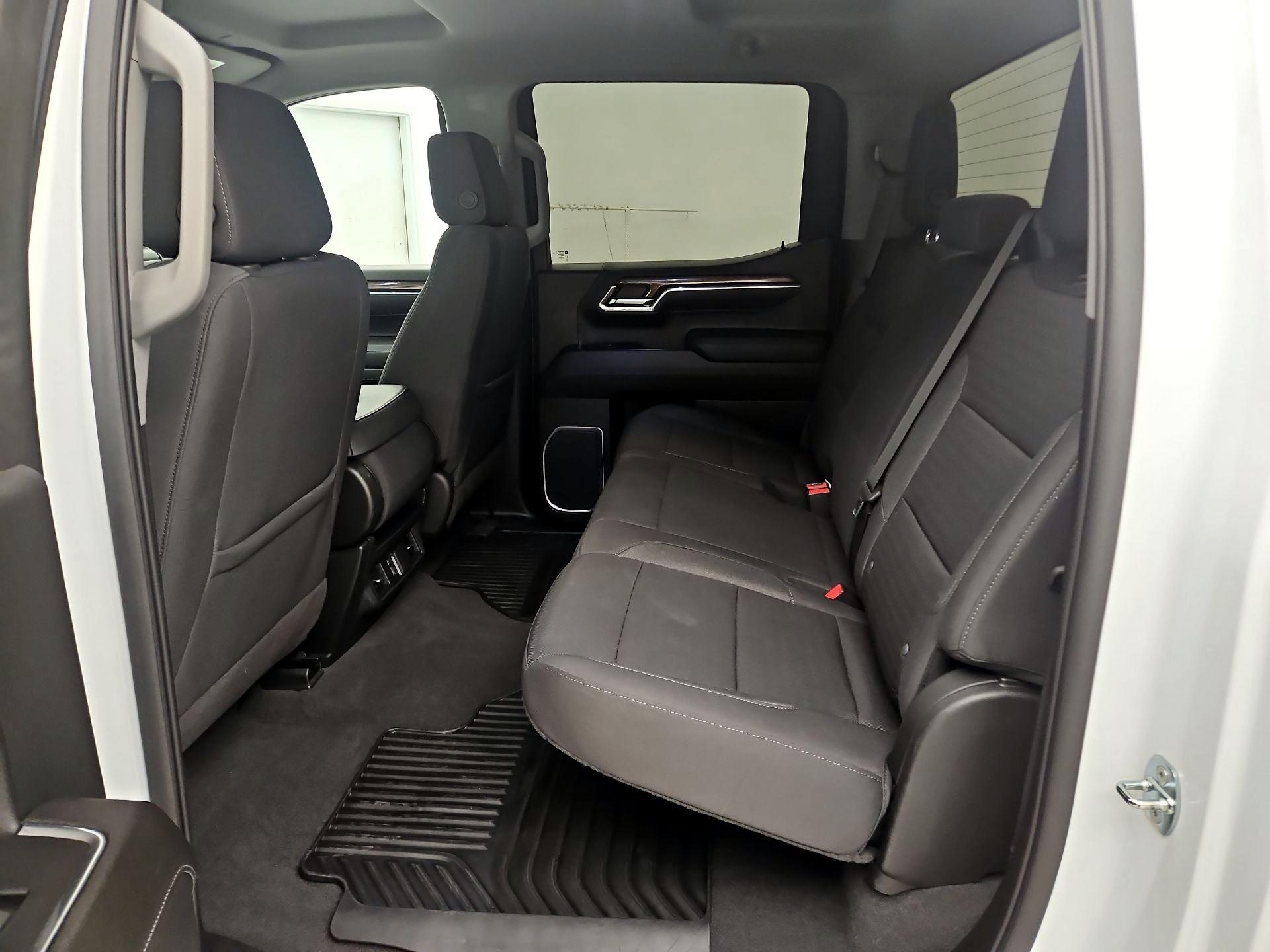 Thumbnail: 2023 Chevrolet Silverado 1500 - 19
