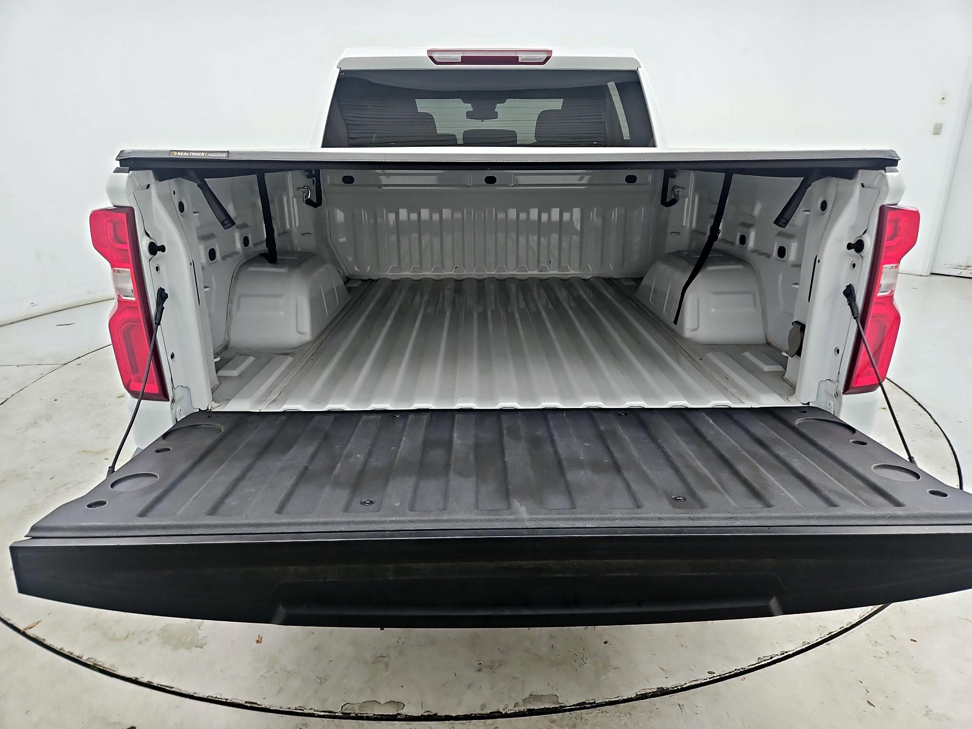 Thumbnail: 2023 Chevrolet Silverado 1500 - 20