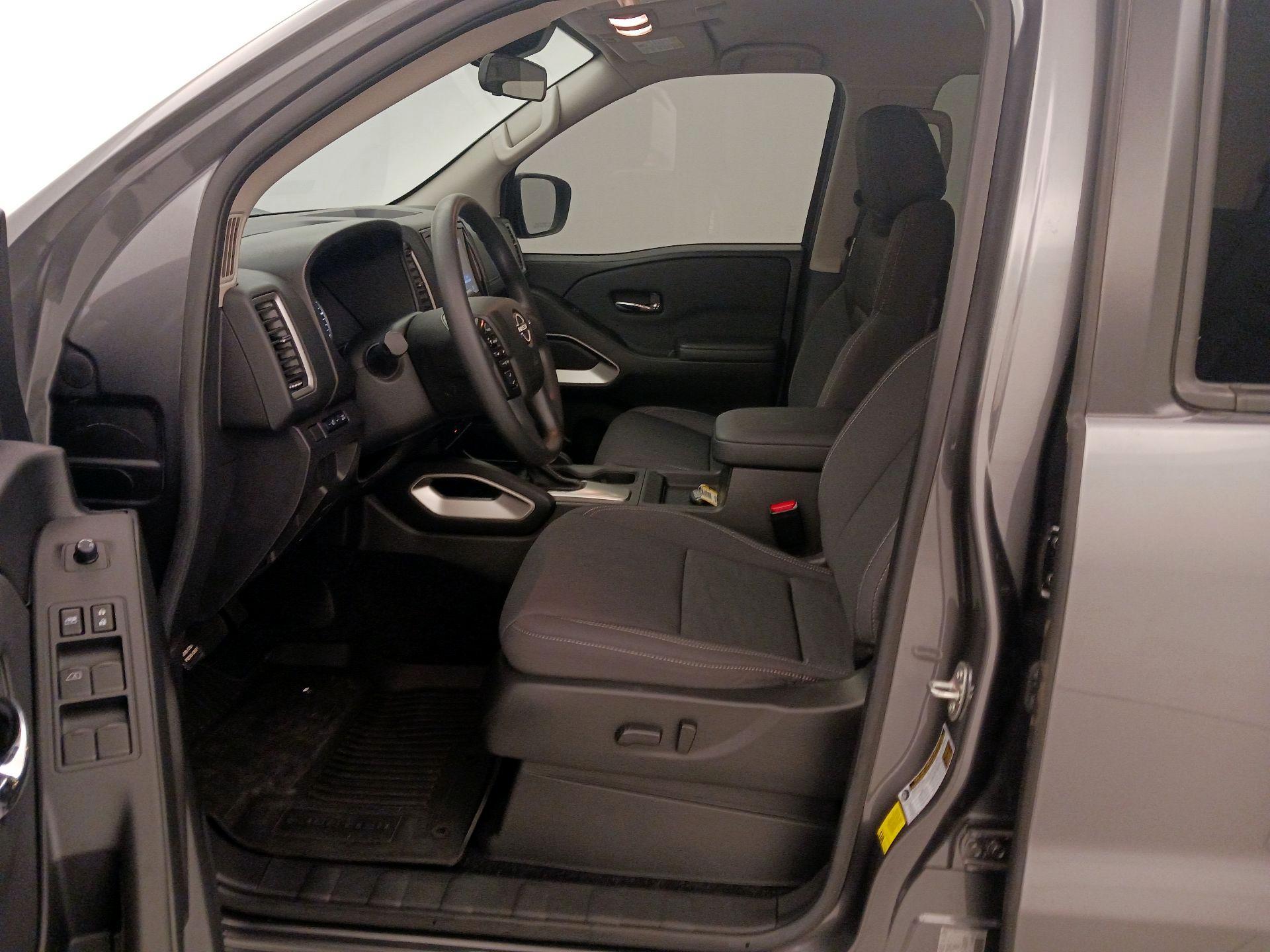 Thumbnail: 2024 Nissan Frontier - 11