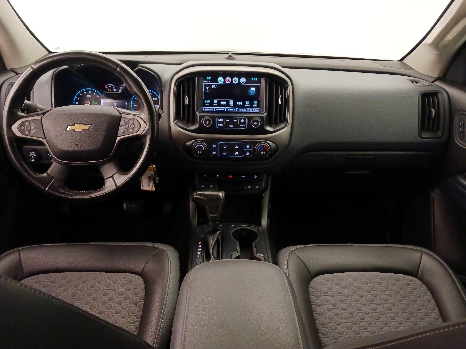 Thumbnail: 2017 Chevrolet Colorado - 9