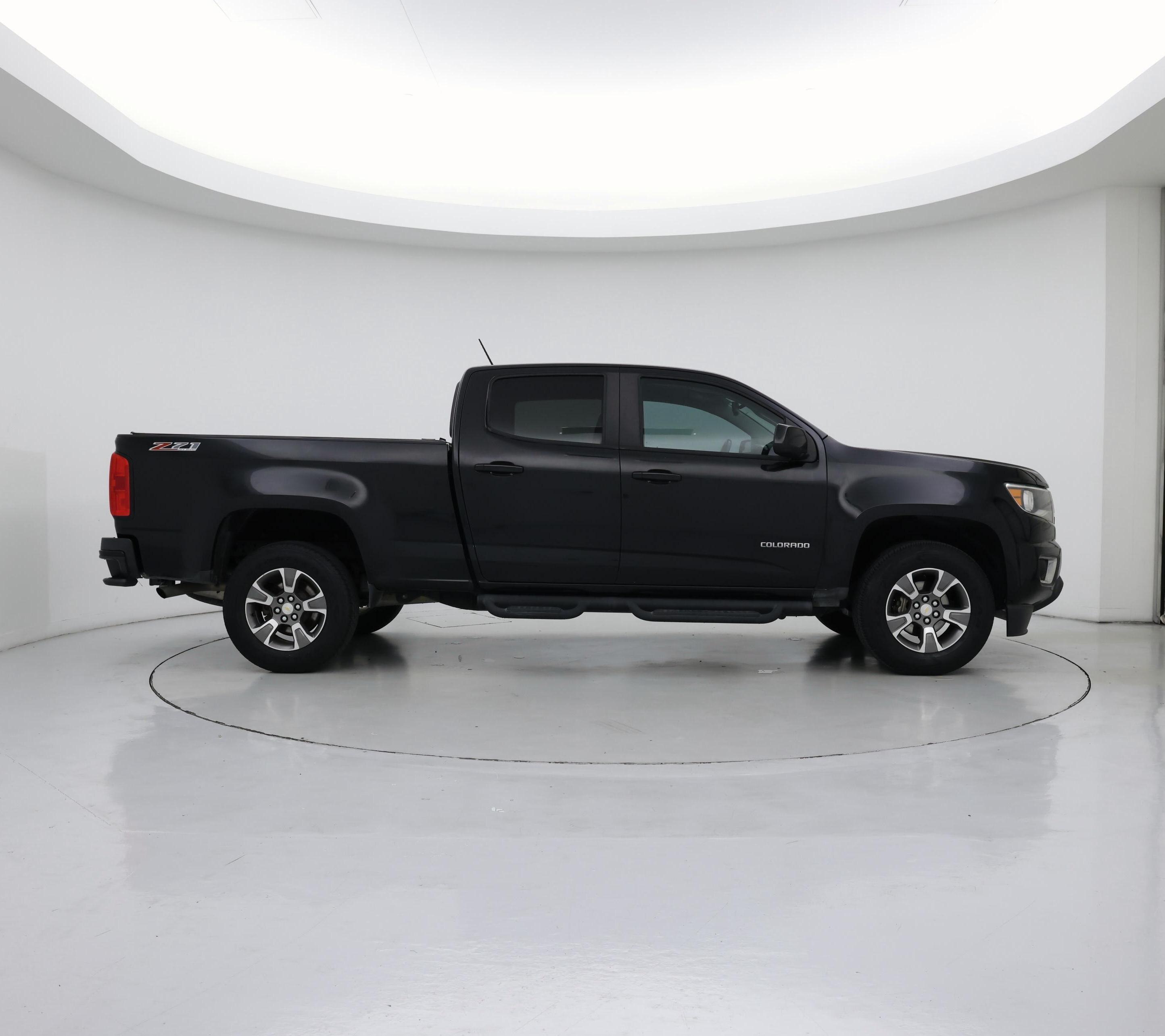 Thumbnail: 2017 Chevrolet Colorado - 7