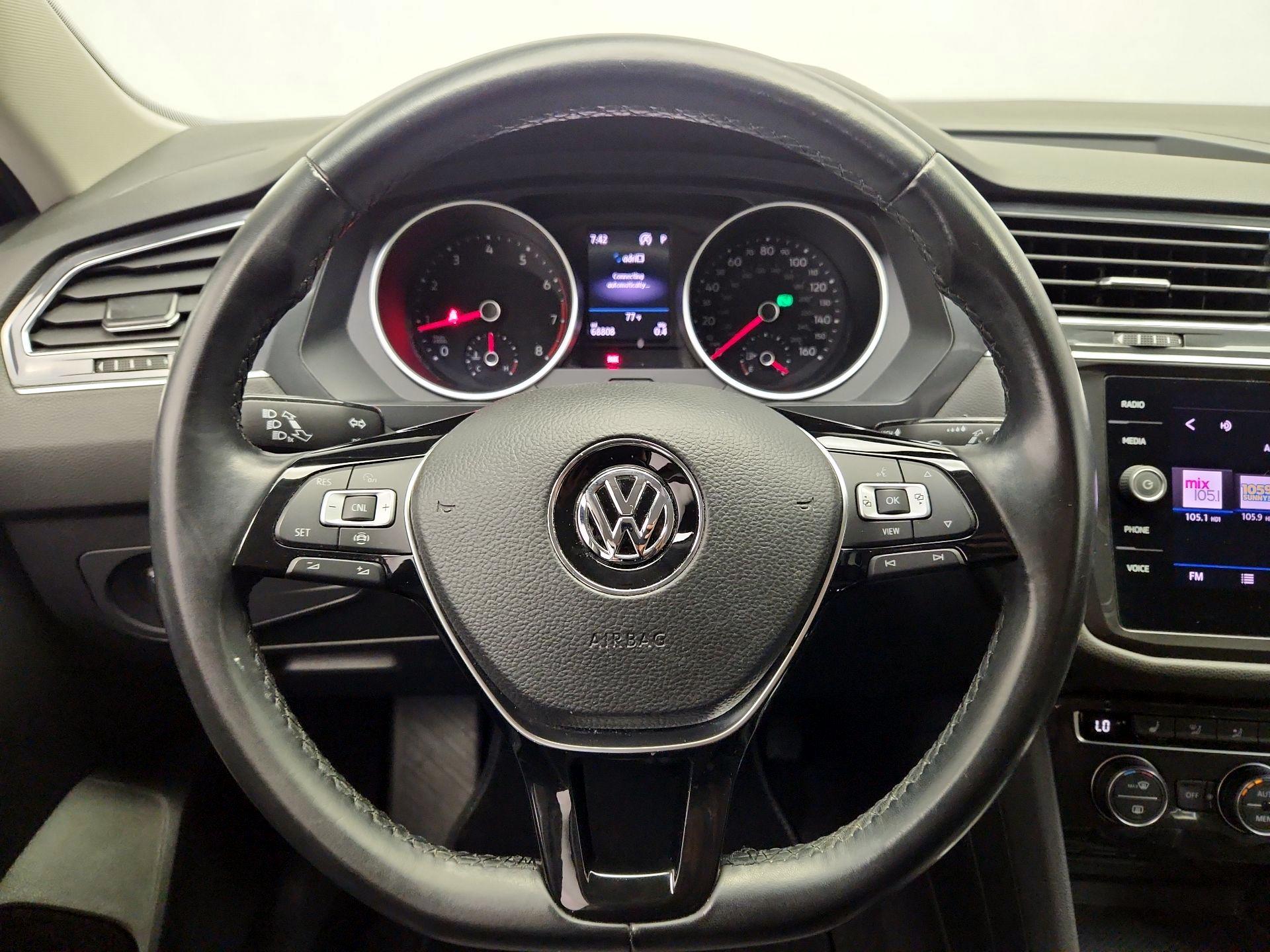 Thumbnail: 2019 Volkswagen Tiguan - 10