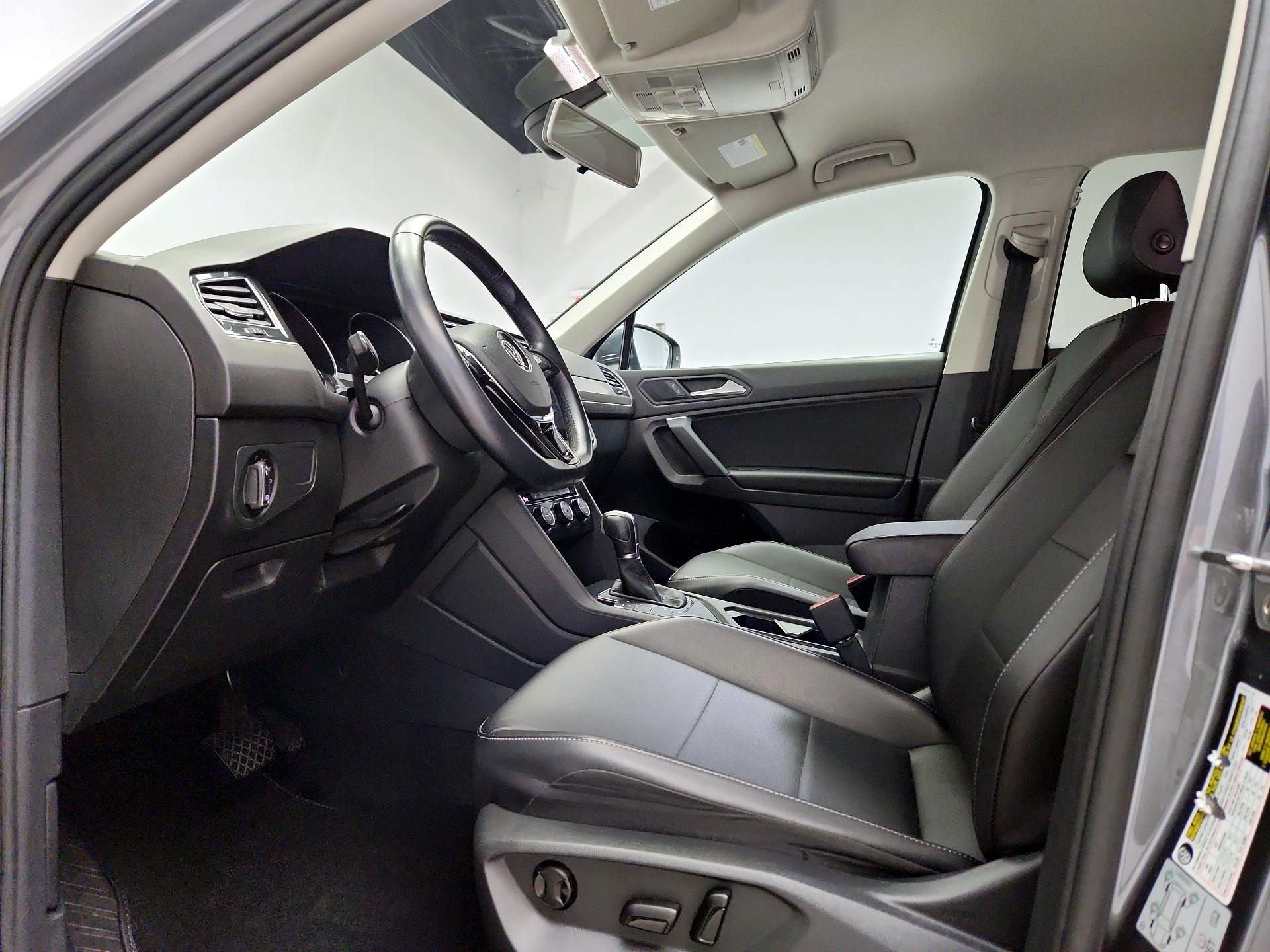 Thumbnail: 2019 Volkswagen Tiguan - 11