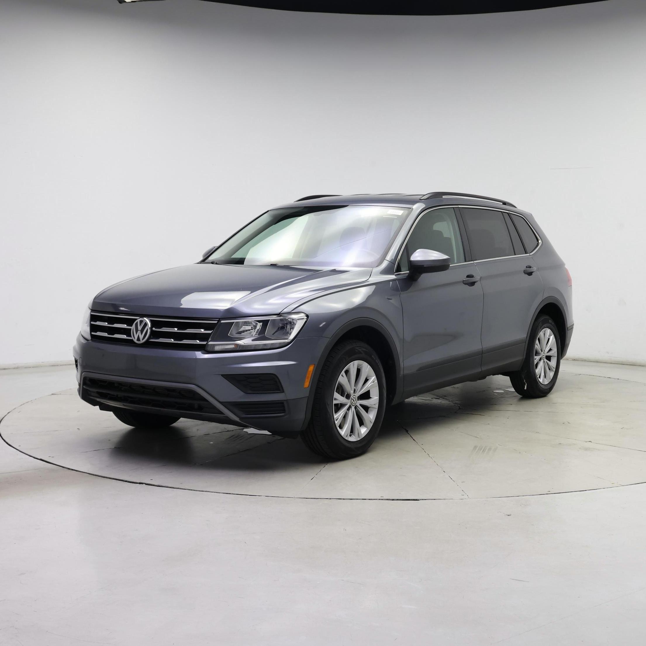 Thumbnail: 2019 Volkswagen Tiguan - 4