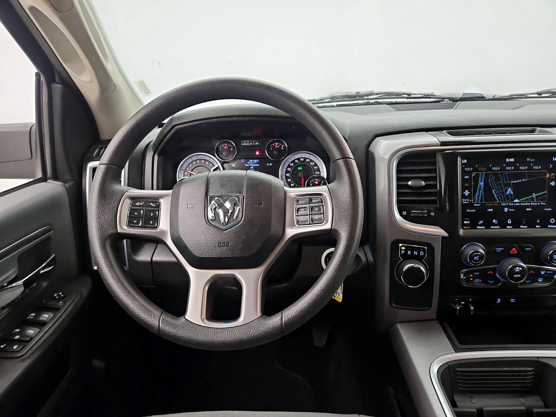 Thumbnail: 2023 RAM 1500 Classic - 10