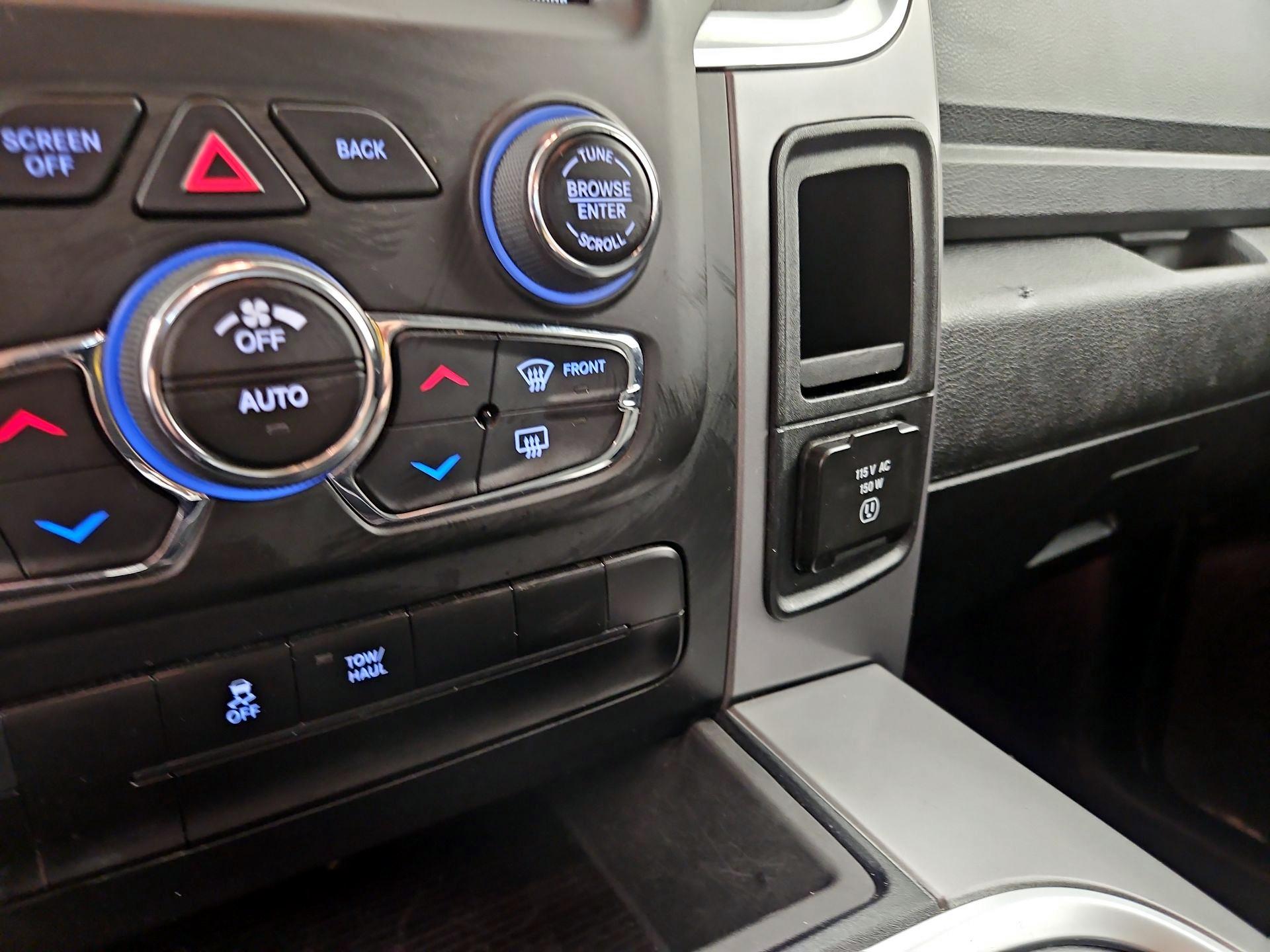 Thumbnail: 2023 RAM 1500 Classic - 19
