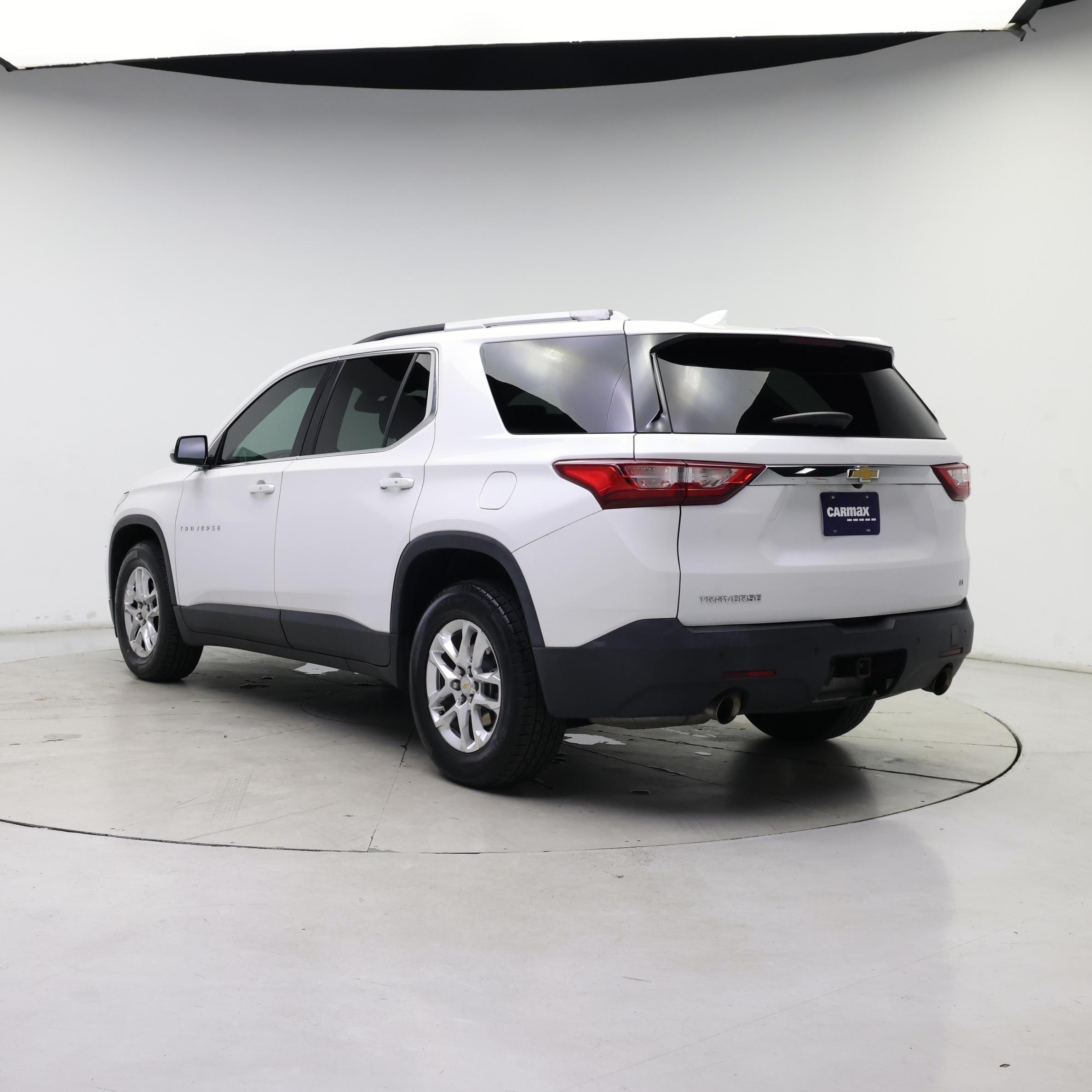 Thumbnail: 2018 Chevrolet Traverse - 2