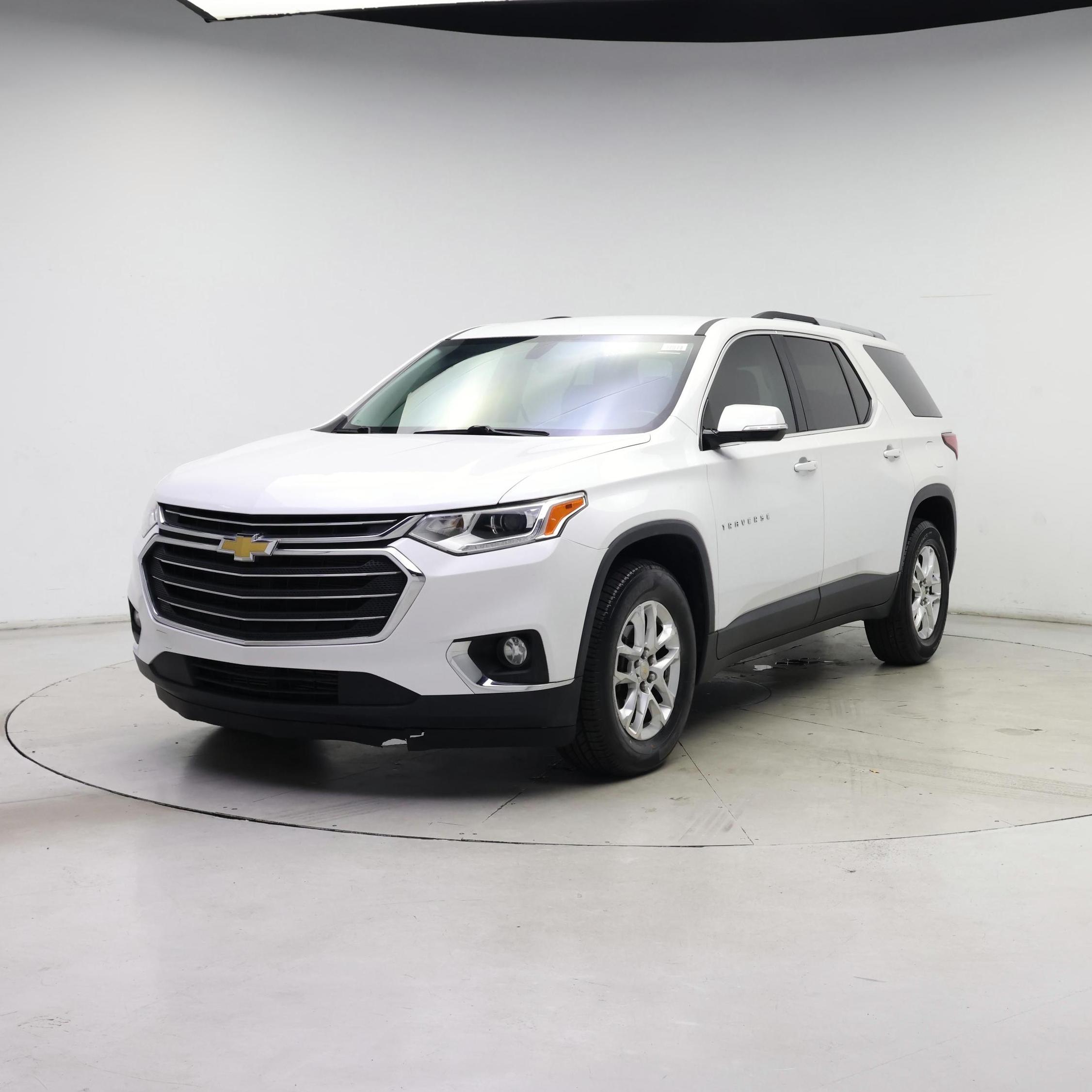 Thumbnail: 2018 Chevrolet Traverse - 4