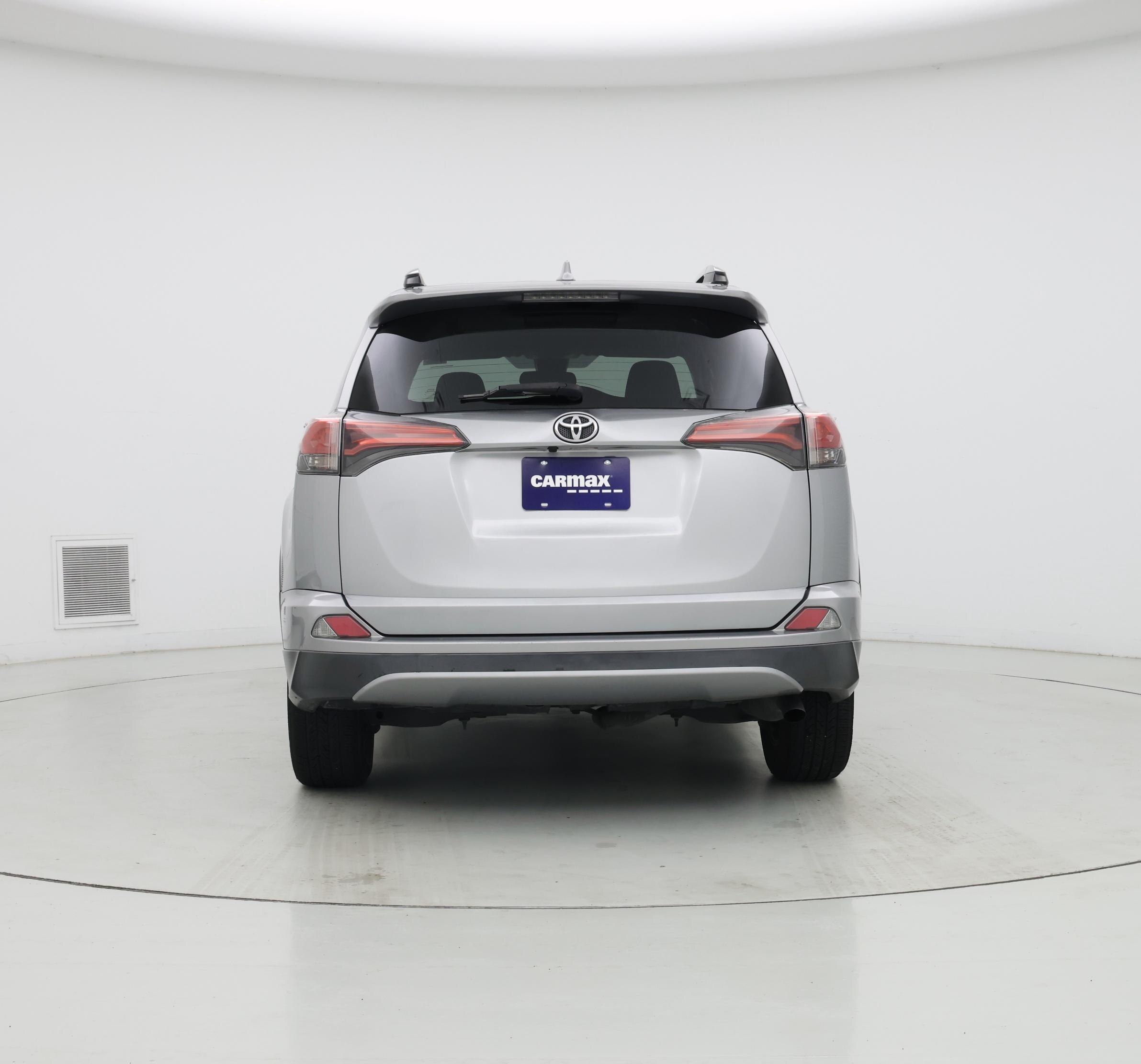 Thumbnail: 2017 Toyota RAV4 - 6