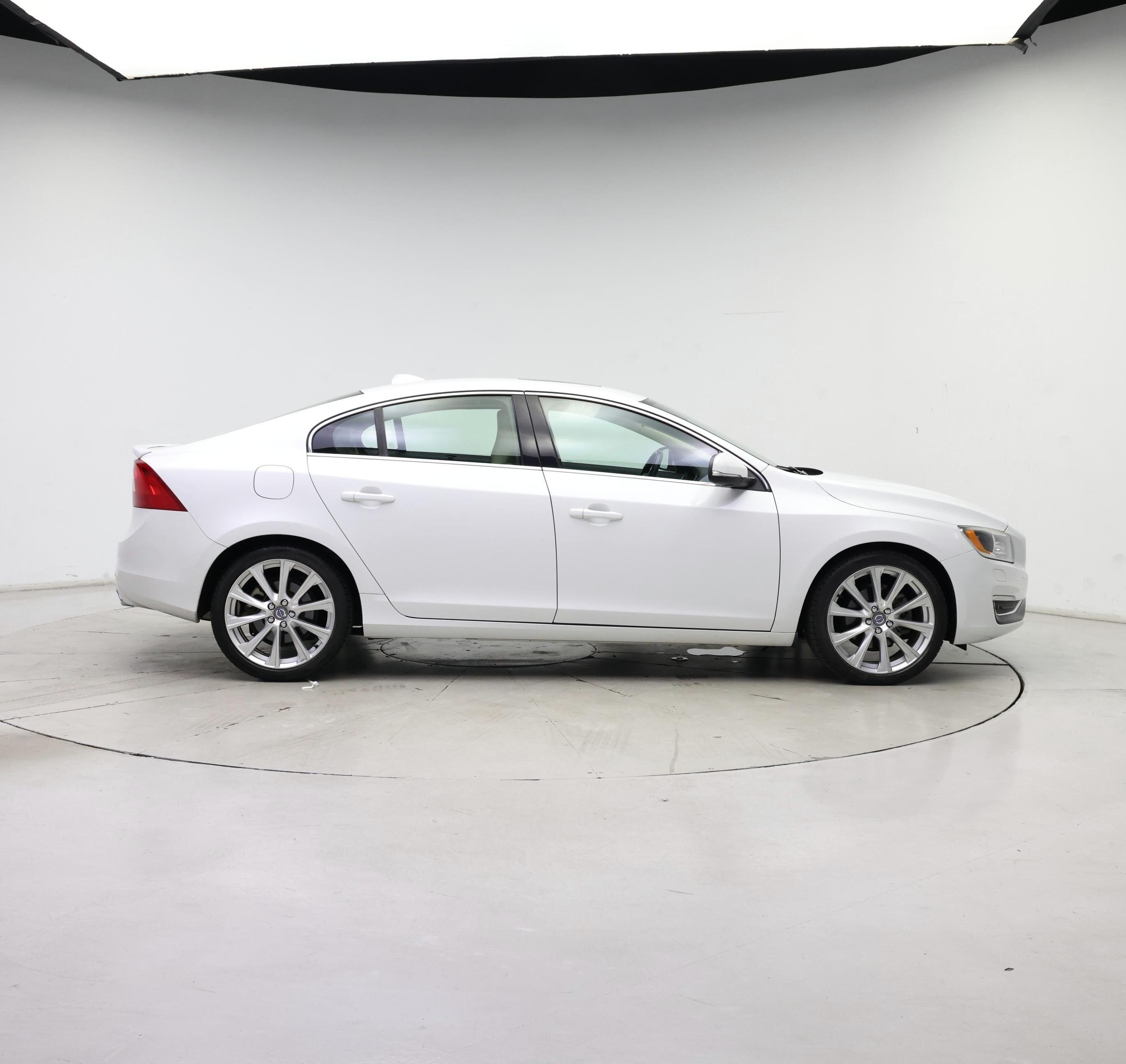 Thumbnail: 2018 Volvo S60 - 7