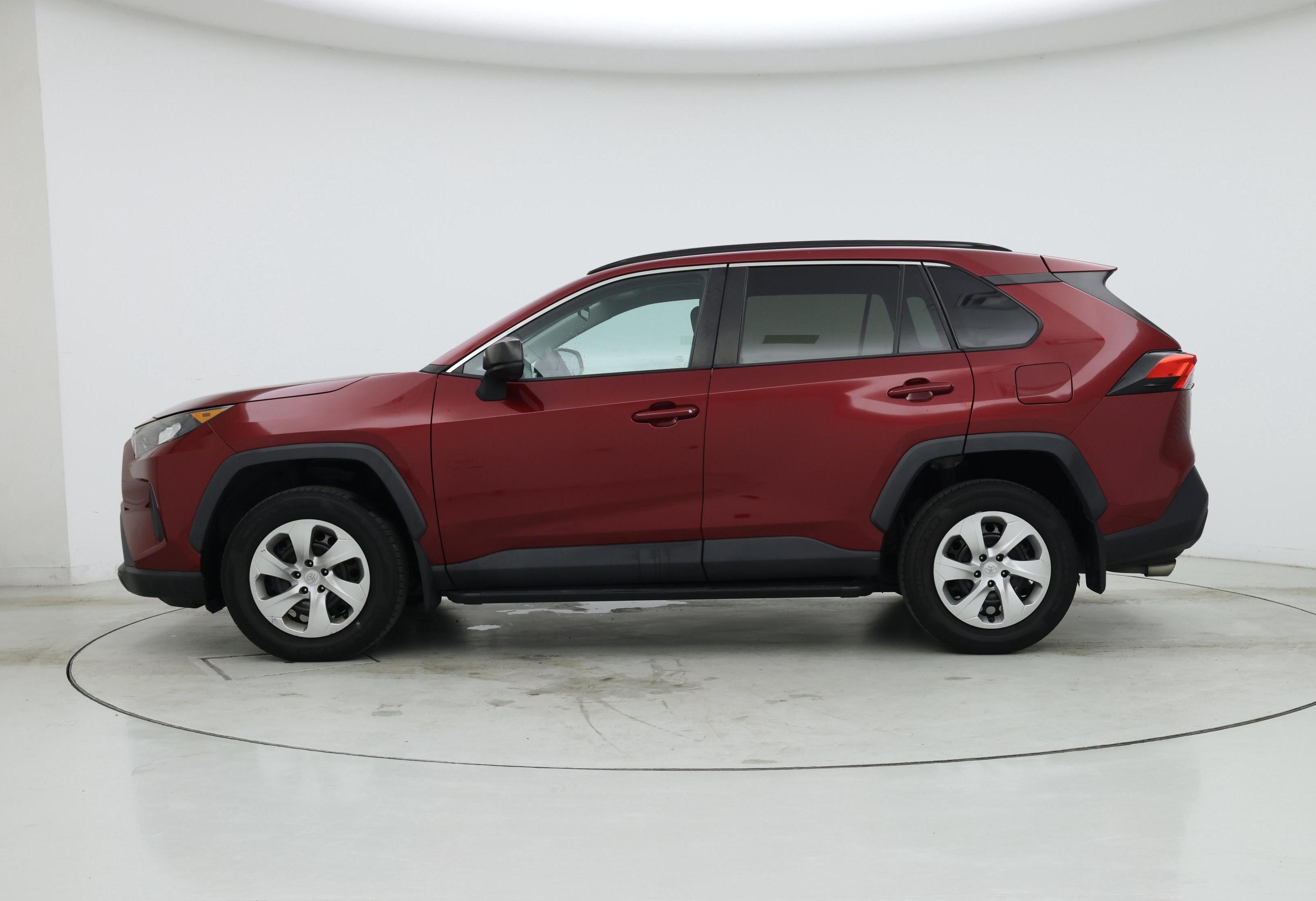 Thumbnail: 2021 Toyota RAV4 - 3