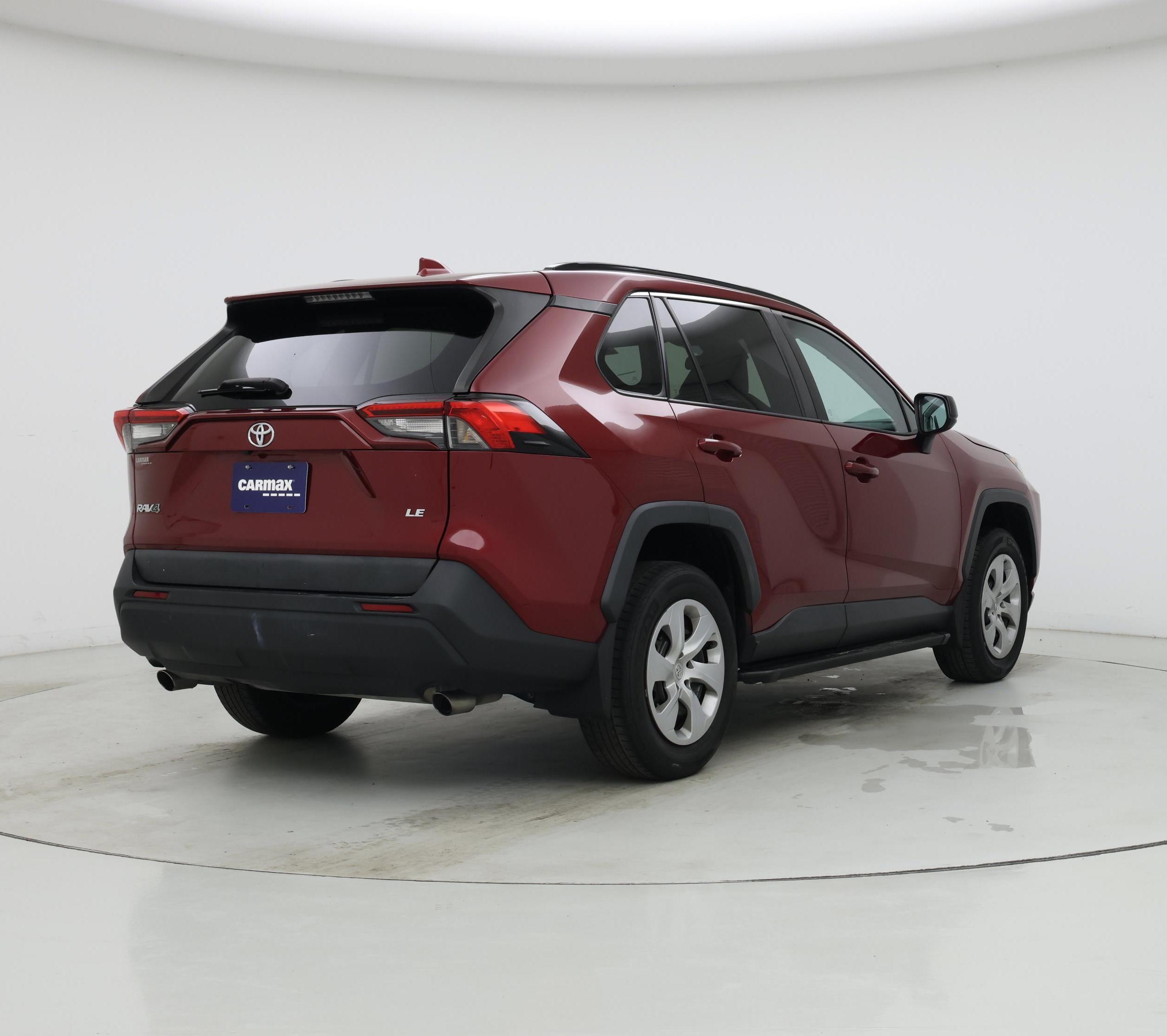 Thumbnail: 2021 Toyota RAV4 - 8