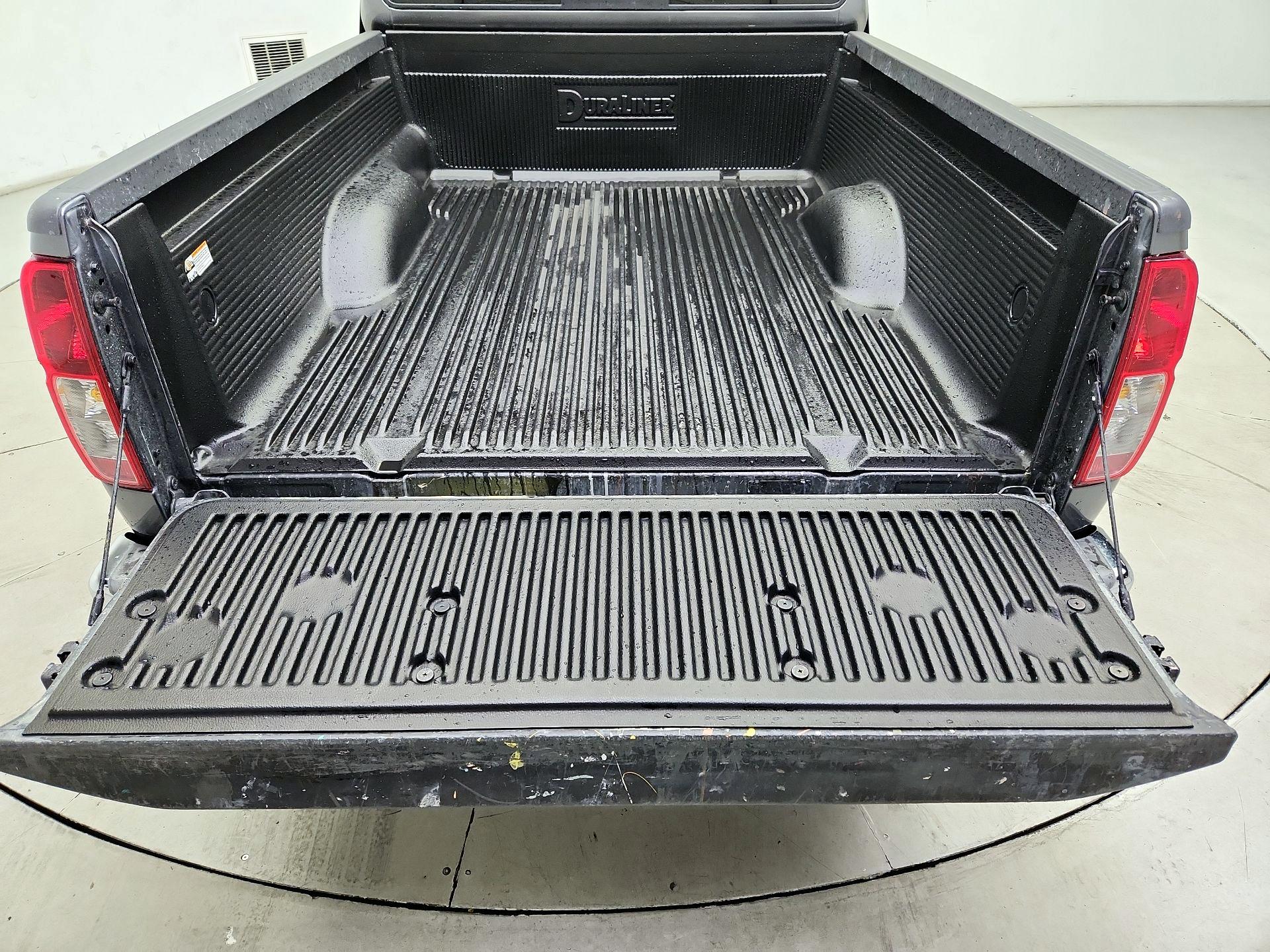 Thumbnail: 2016 Nissan Frontier - 19