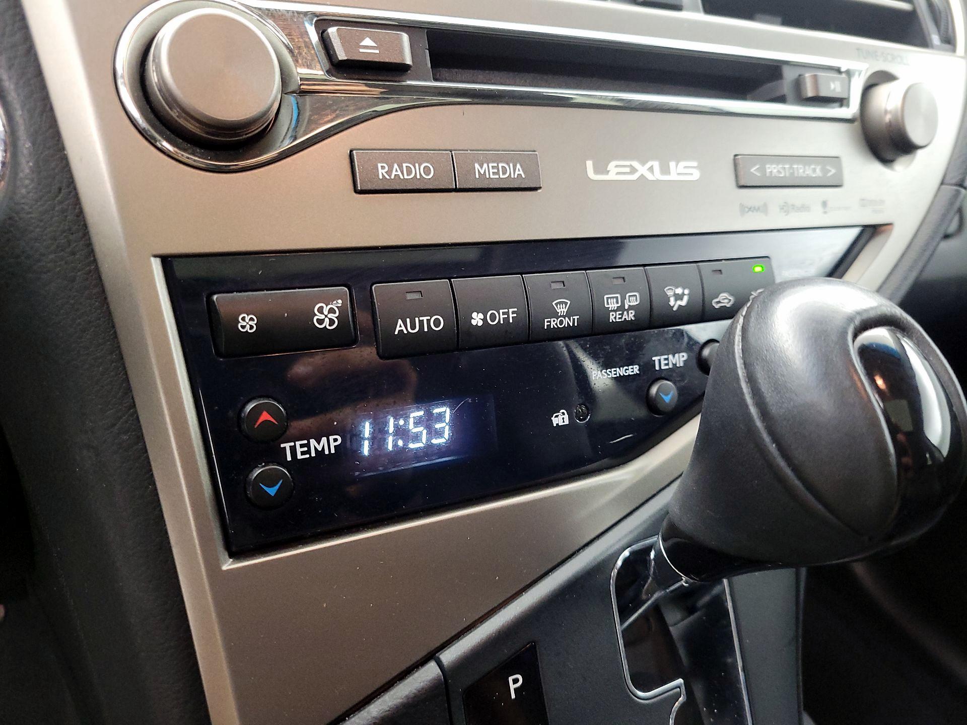 Thumbnail: 2015 Lexus RX - 17