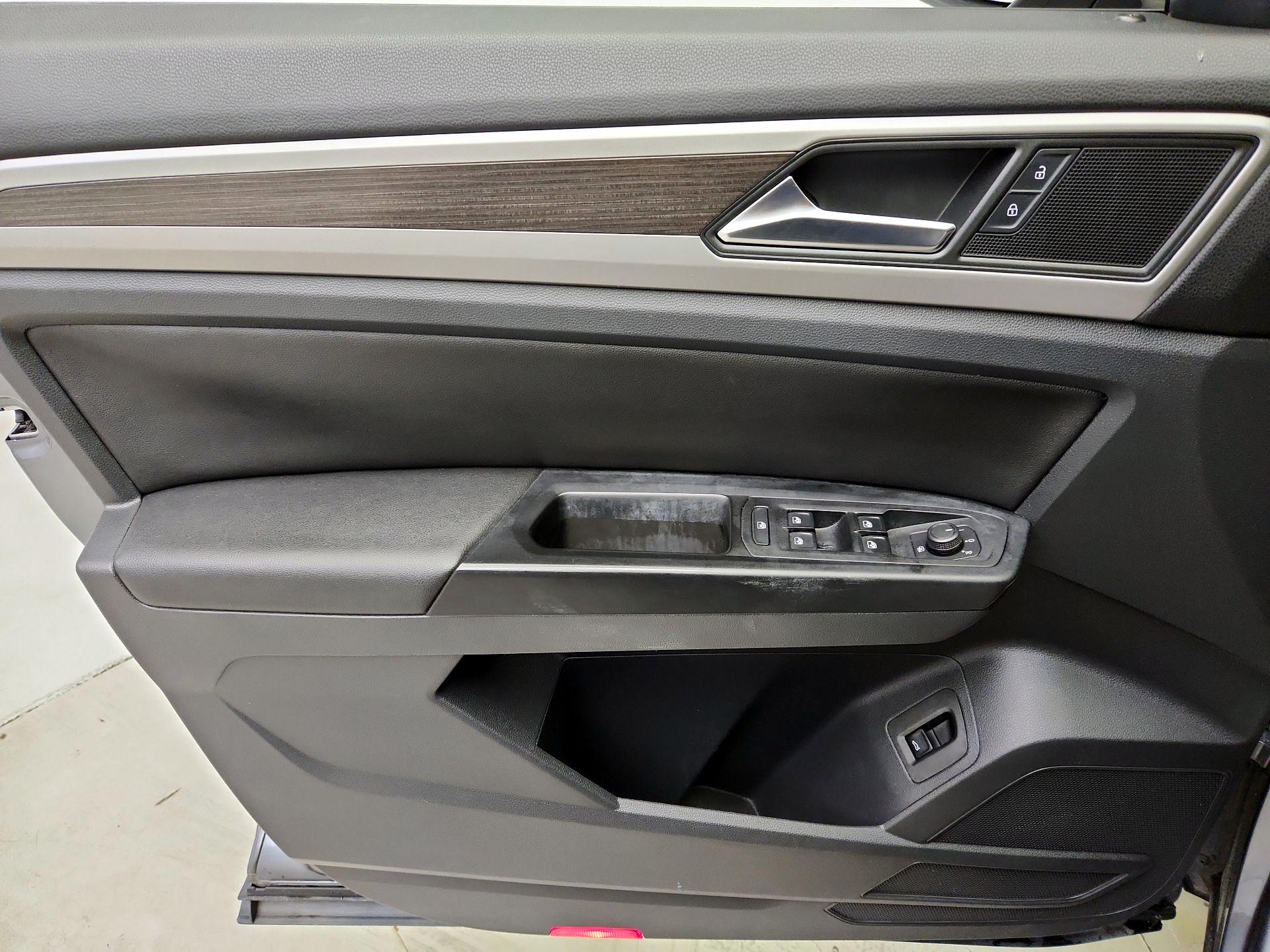 Thumbnail: 2020 Volkswagen Atlas - 12