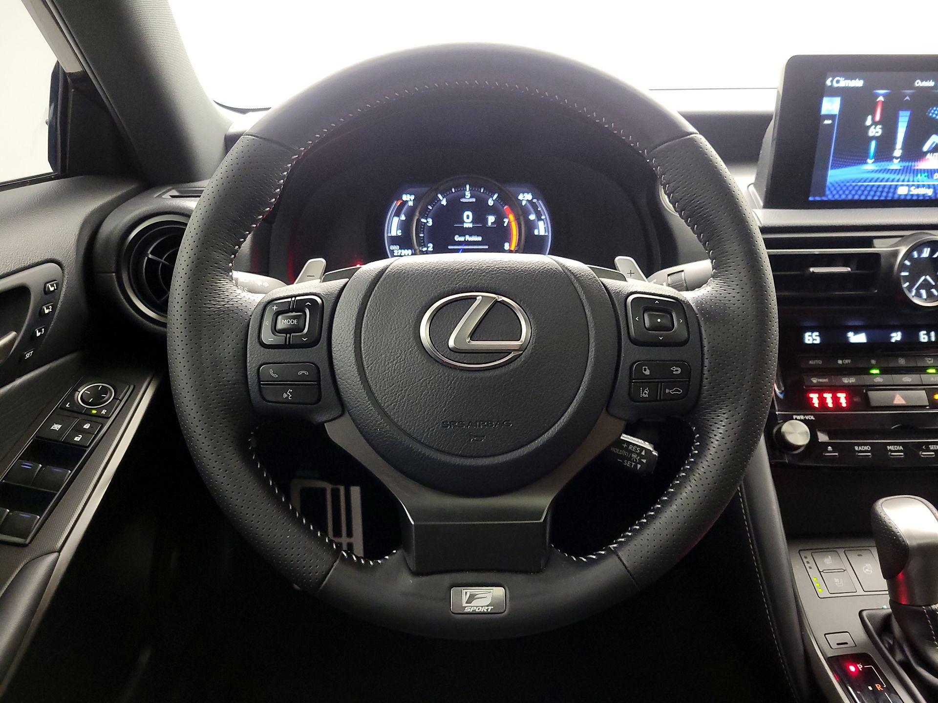 Thumbnail: 2023 Lexus IS - 10