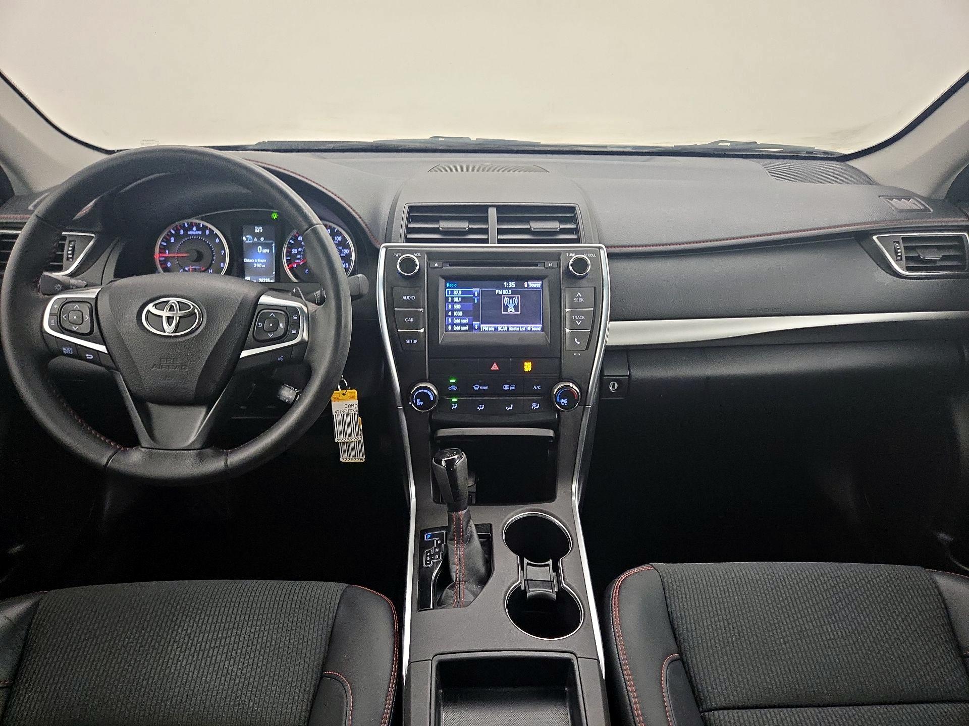 Thumbnail: 2016 Toyota Camry - 9