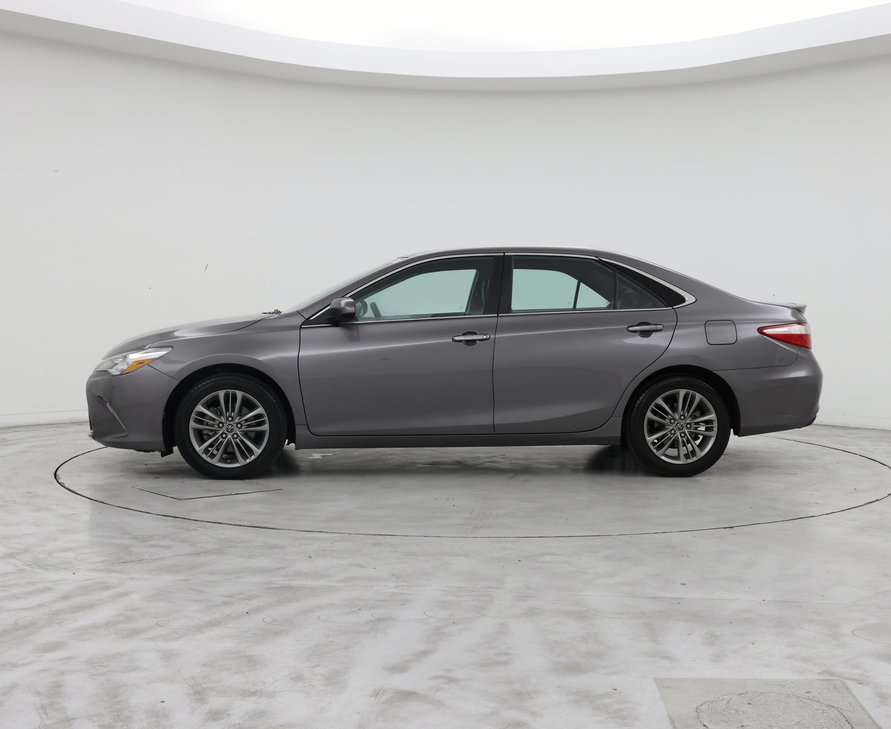 Thumbnail: 2016 Toyota Camry - 3