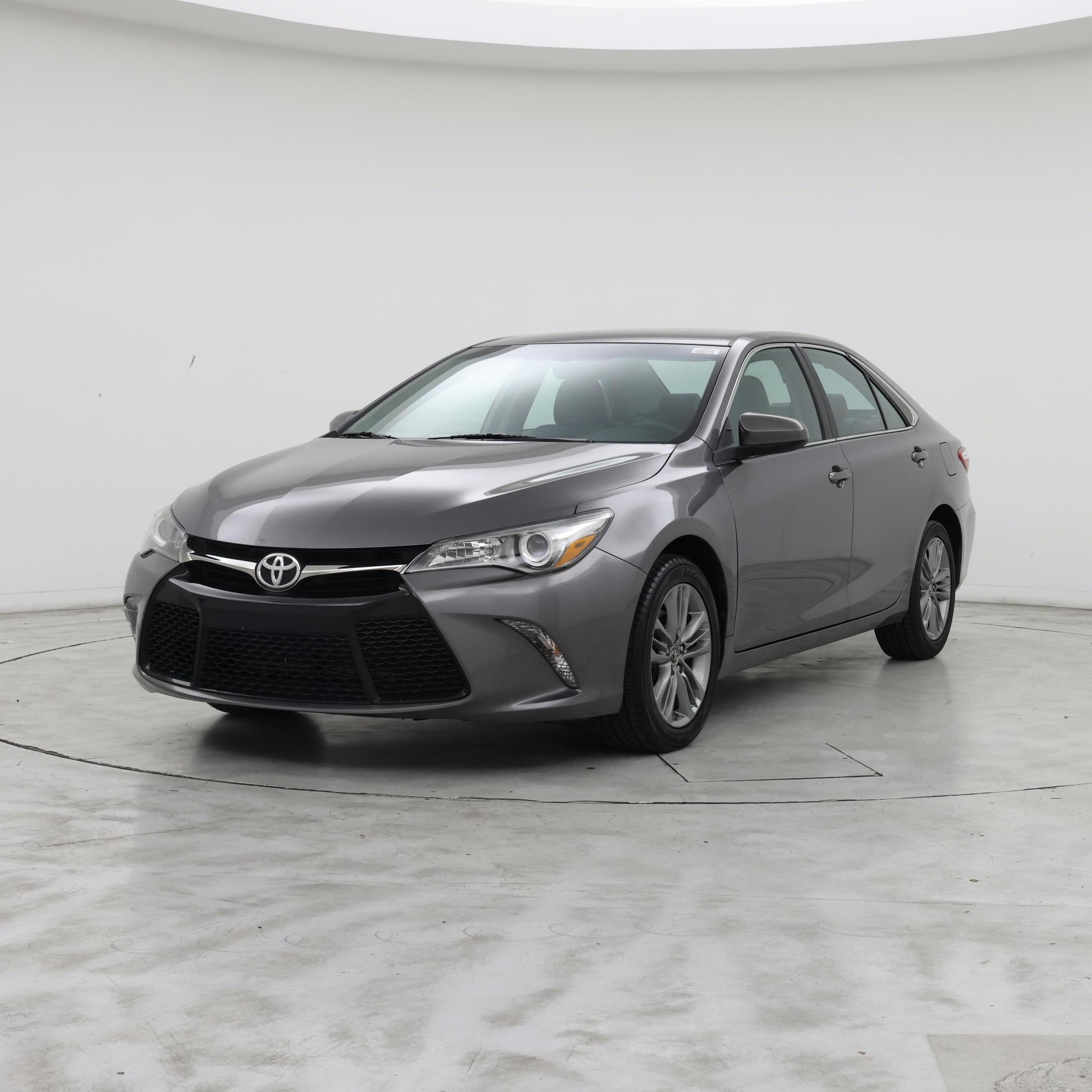 Thumbnail: 2016 Toyota Camry - 4