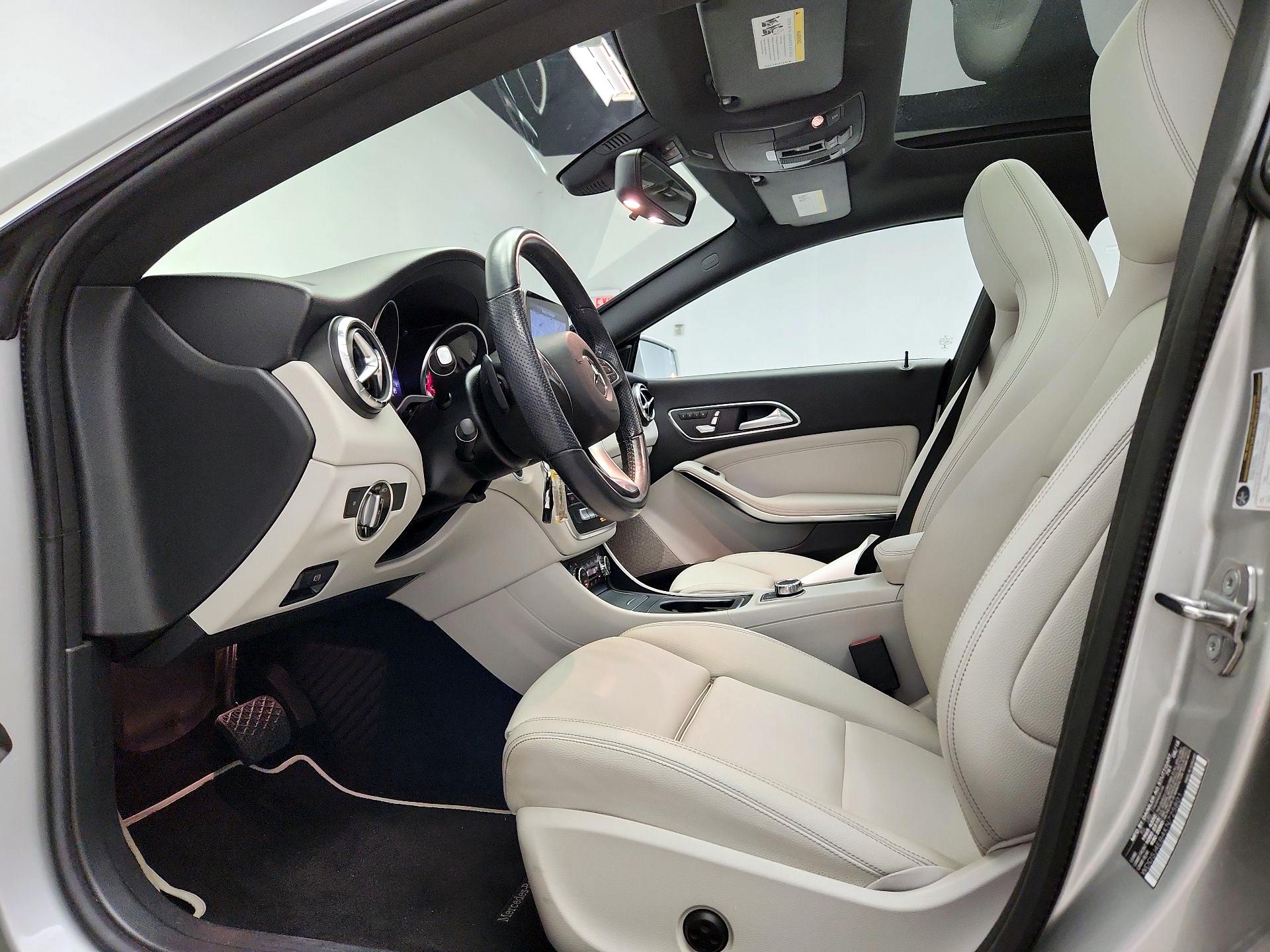 Thumbnail: 2019 Mercedes-Benz CLA - 11