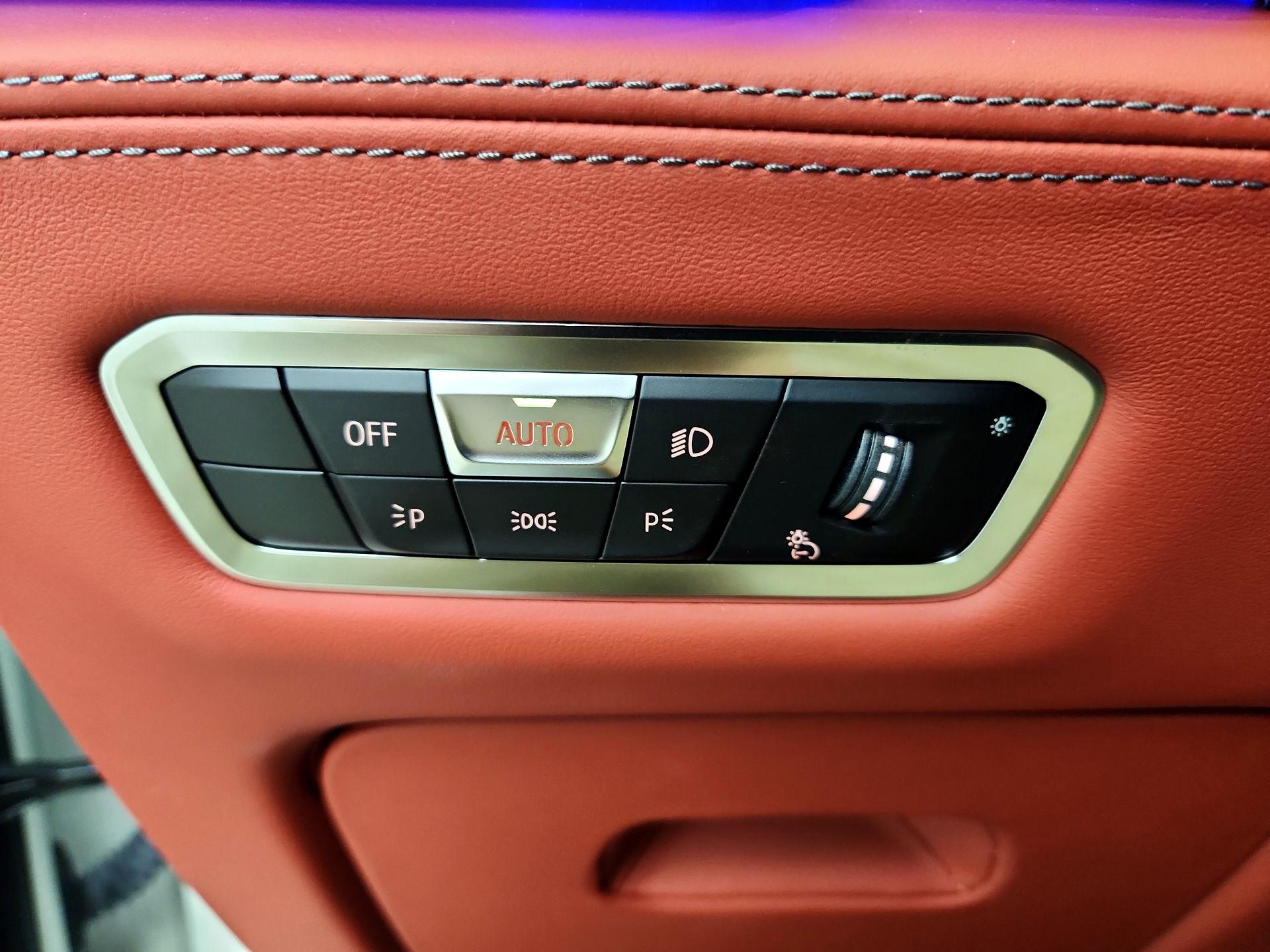 Thumbnail: 2022 BMW X5 - 13